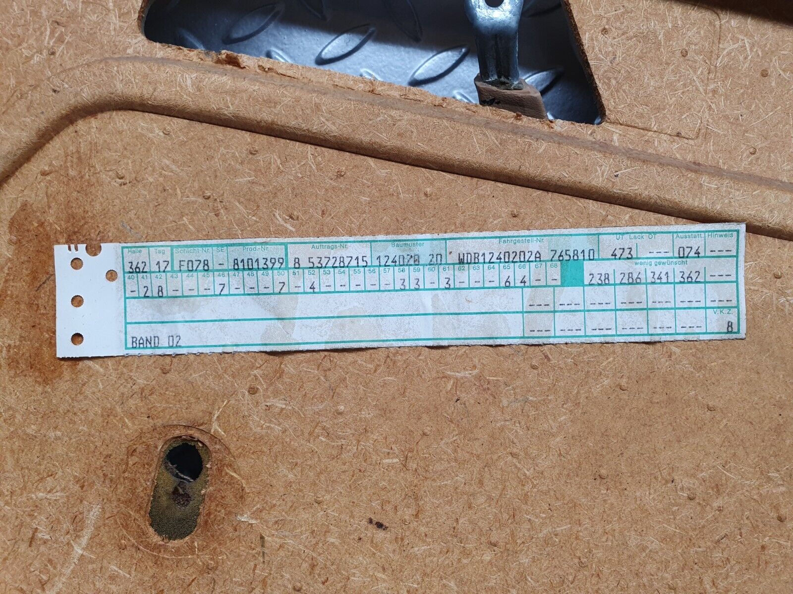 41482 Mercedes-Benz W124 200E Rear Left Door Card Palomino