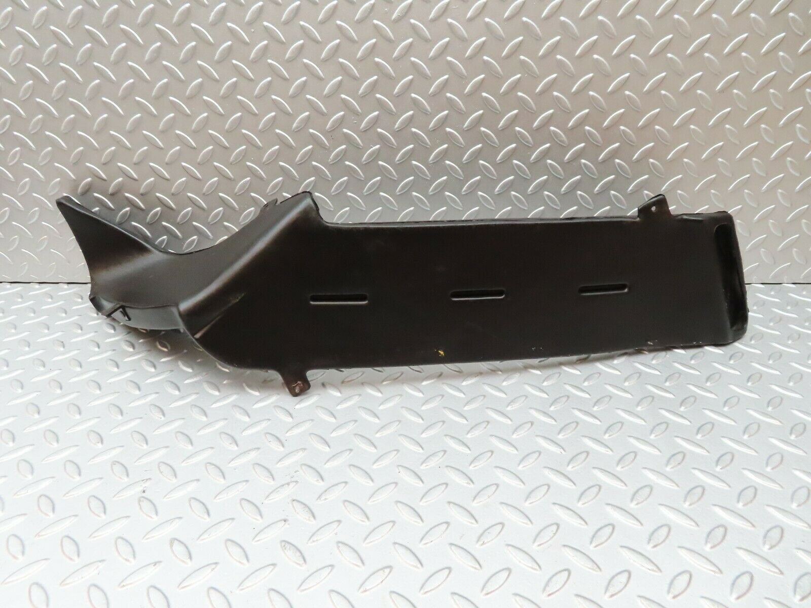 4606 Mercedes-Benz W114 280CE Coupe Air Duct Heater Ventilation R 1158310245