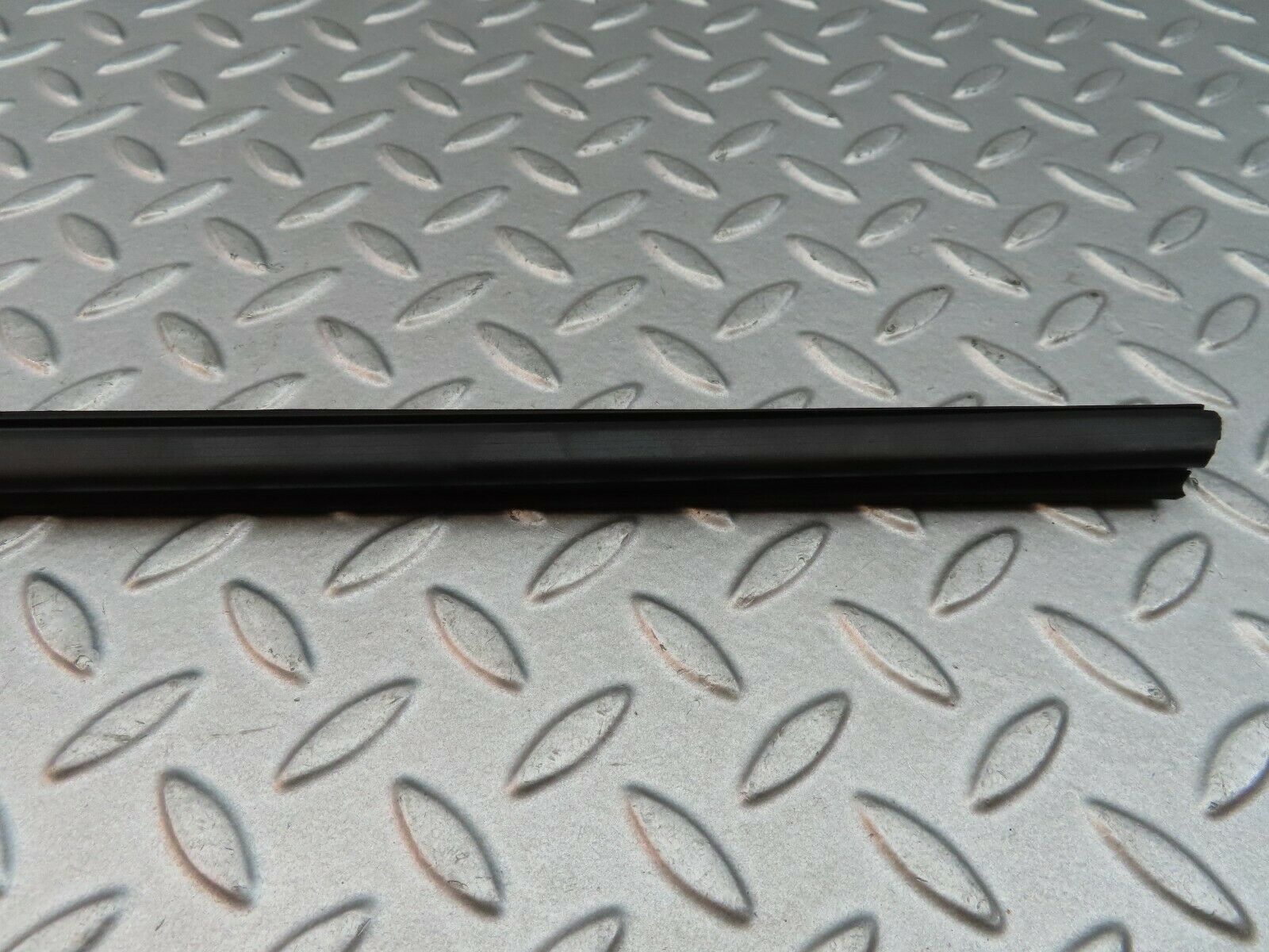 5990 Mercedes-Benz W123 200 Exterior Door Seal Rubber Rear Right