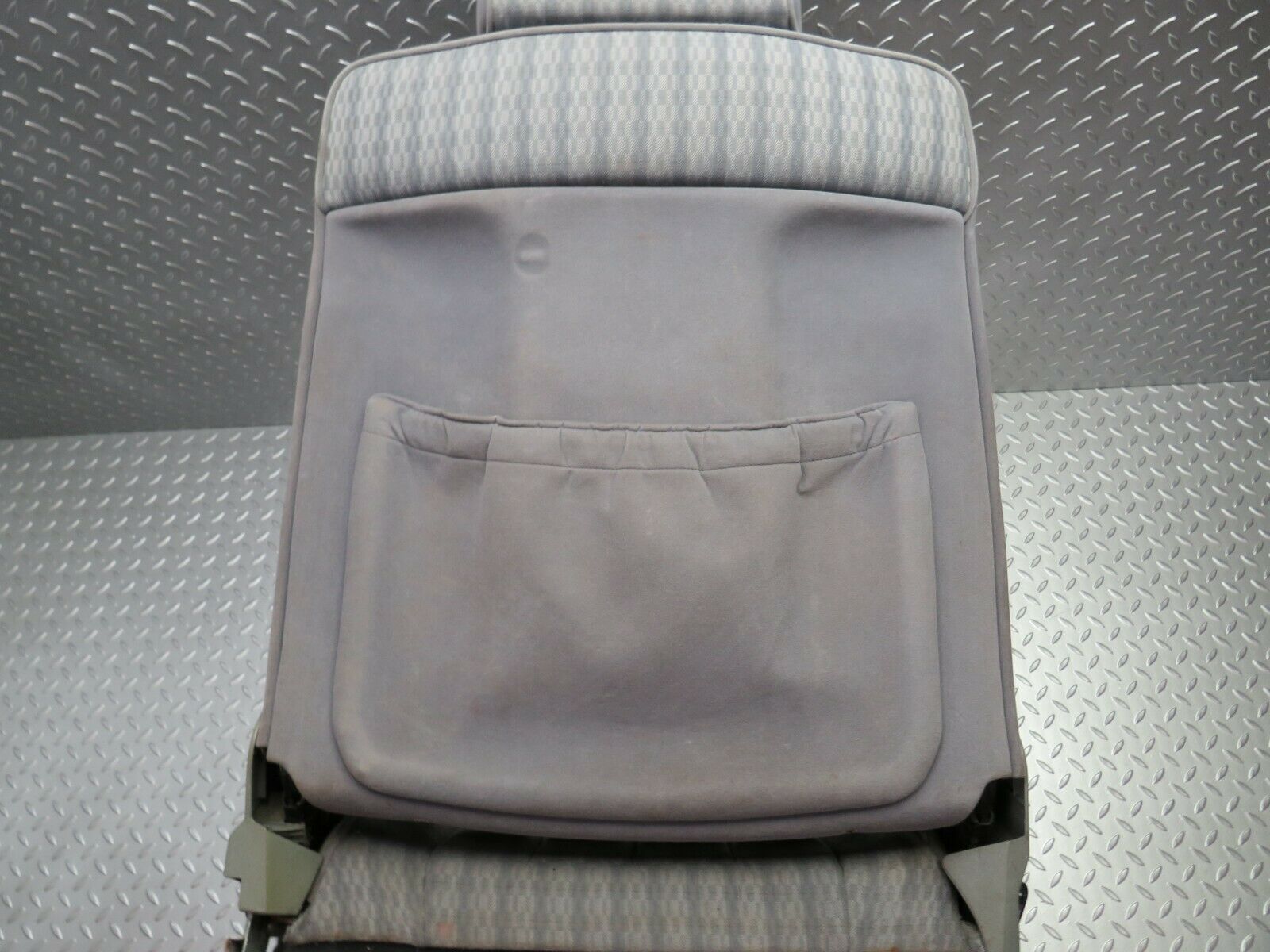 24371 Mercedes-Benz S124 220TE Wagon Front Right Seat