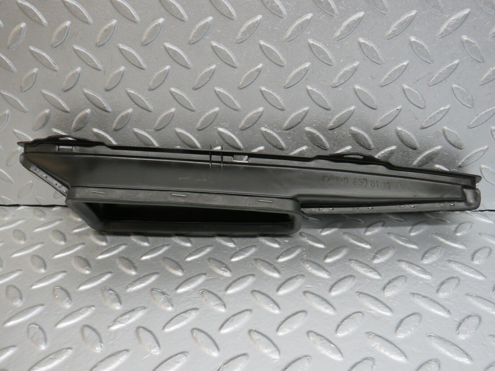 39786 Mercedes-Benz R129 320SL Coupe Dashboard Air Vent Duct 1298300219 1298300119