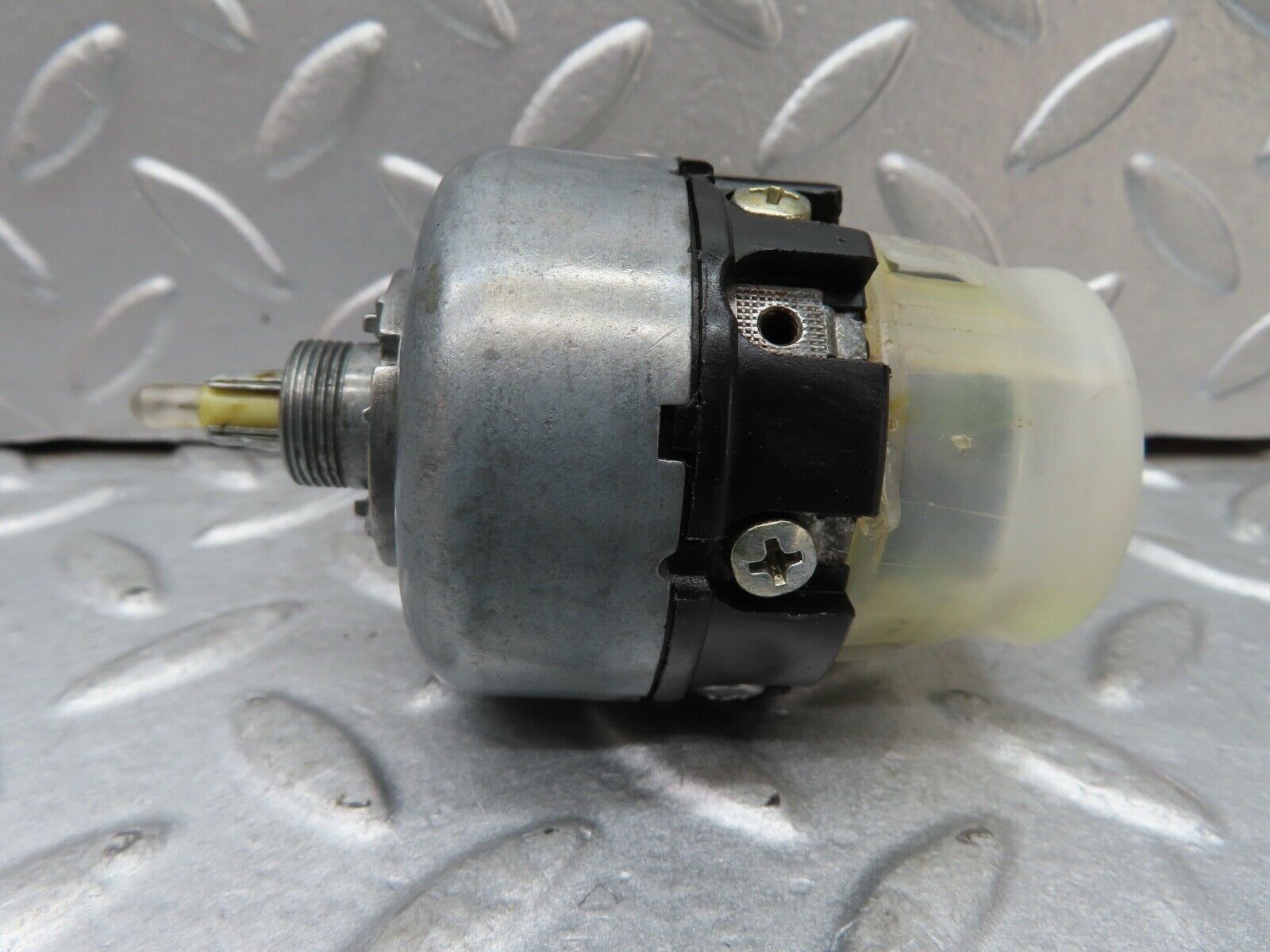 16913 Mercedes-Benz C123 280CE Coupe Headlight Switch