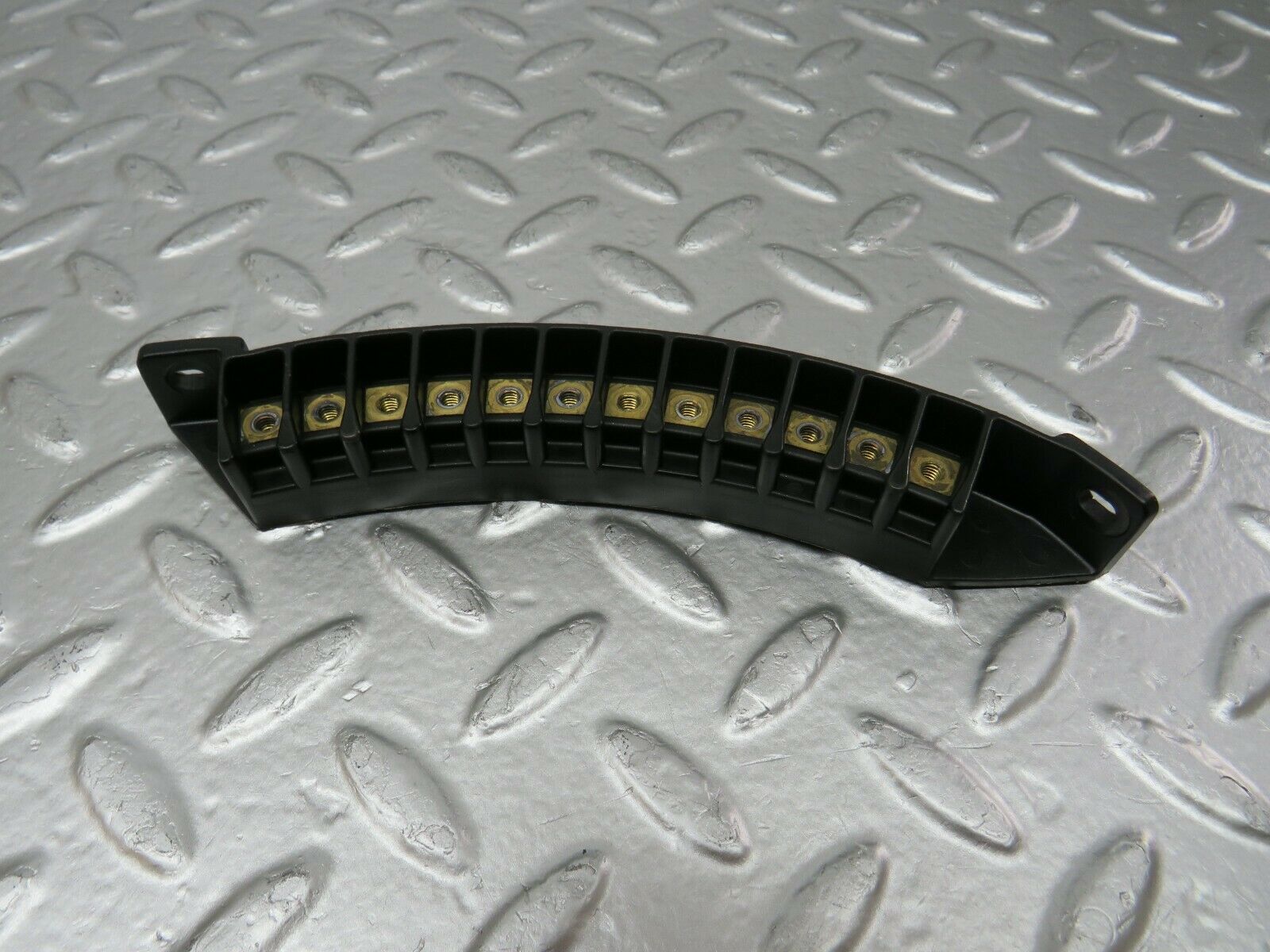 24420 Mercedes-Benz S124 220TE Wagon Cable Connector Terminal Block 2015400669