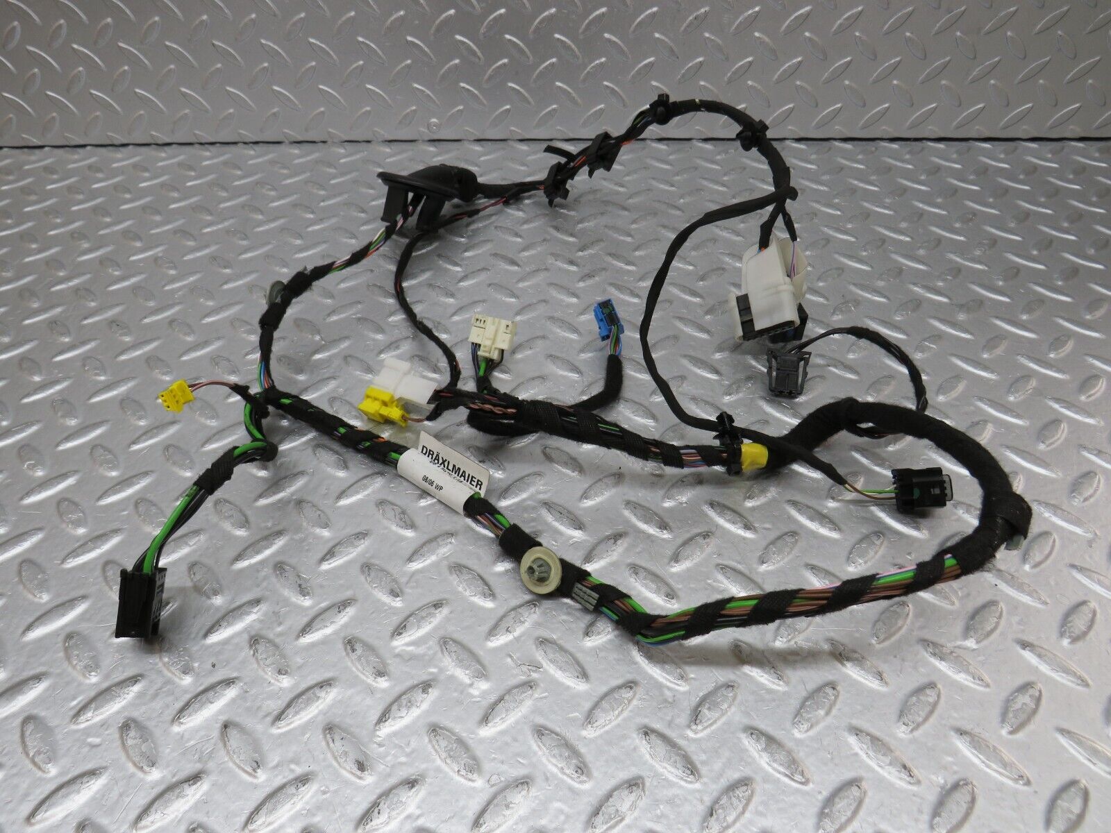 35245 Mercedes-Benz W221 Front Right Door Wire Harness 2214401813