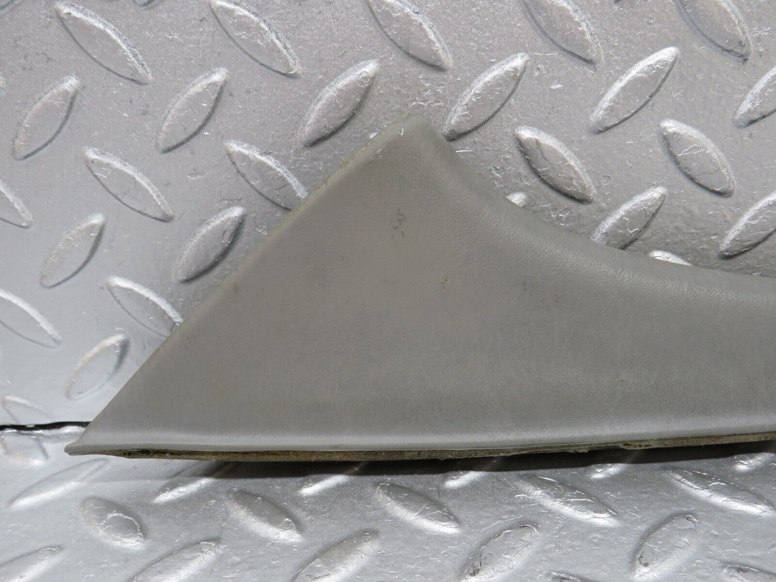 35974 Mercedes-Benz W126 420SE Rear Left Door Panel Cover Grey