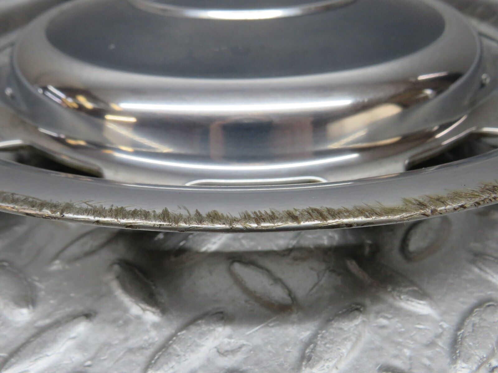 37467 Mercedes-Benz W109 300SEL Wheel Hub Cap 14"