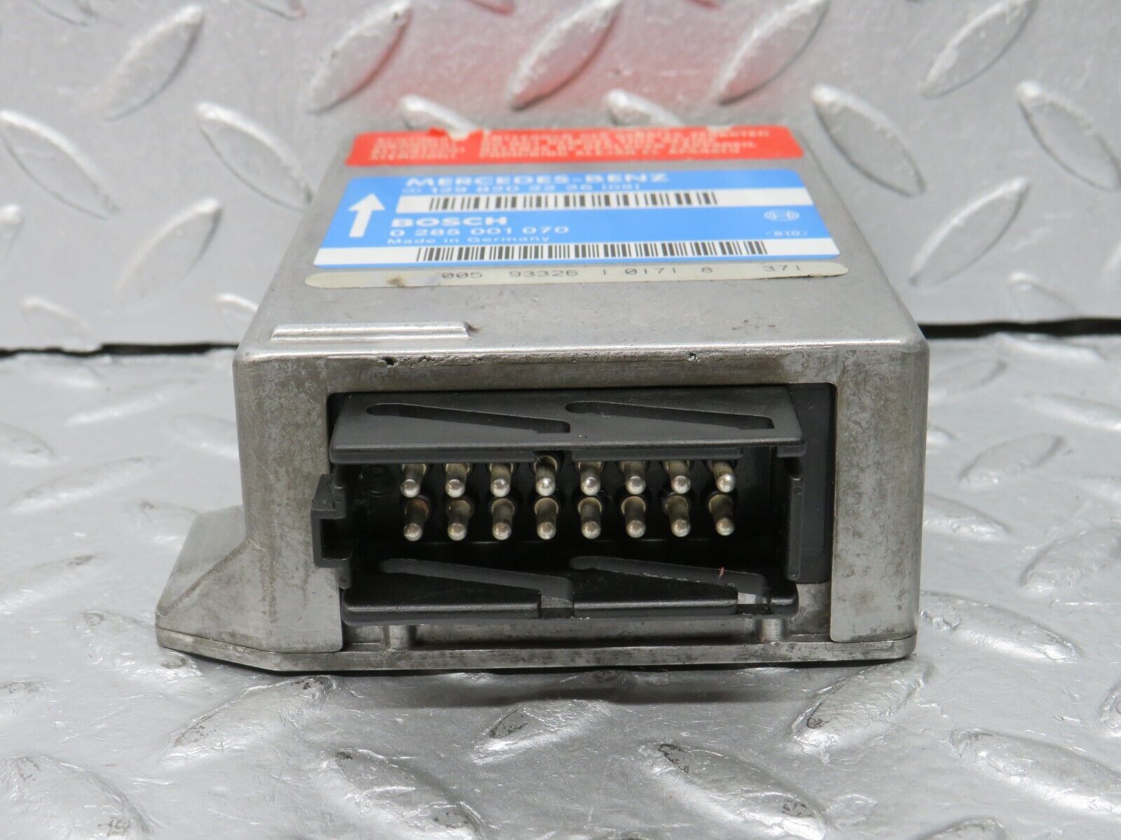 38385 Mercedes-Benz R129 280SL Coupe Roll Bar Control Module 1298202226 0285001070