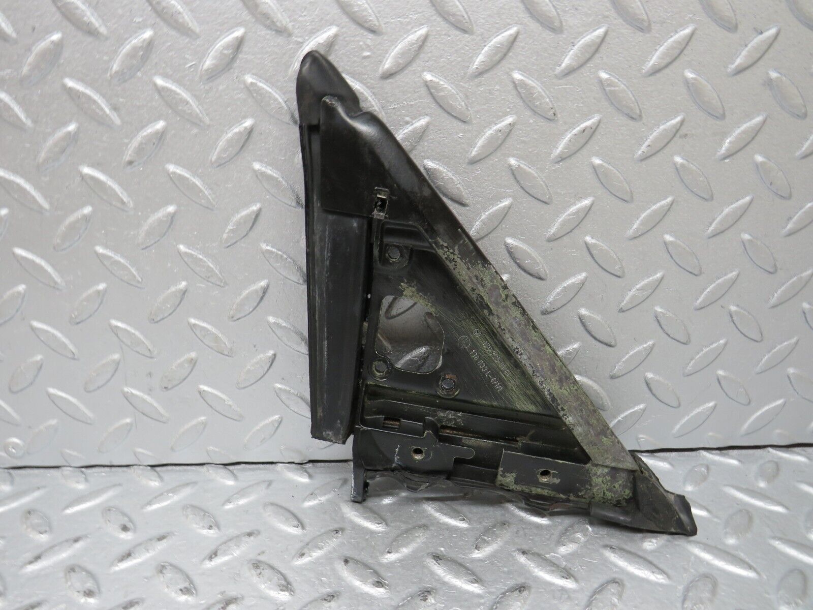 36971 Mercedes-Benz C126 420SEC Coupe Mirror Mounting Triangle Left 1267250141
