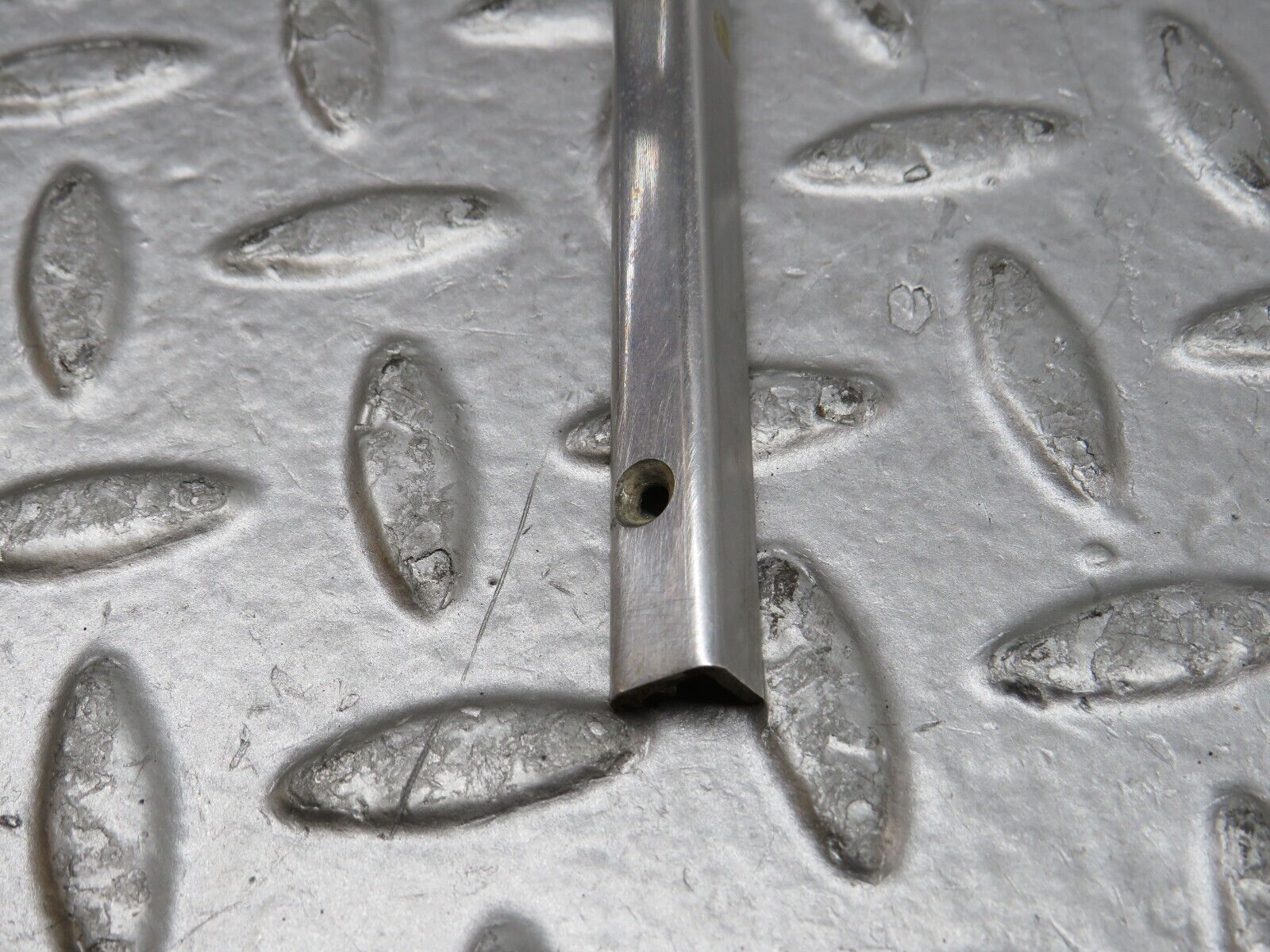 36216 Mercedes-Benz W126 420SE Sunroof Chrome Trim