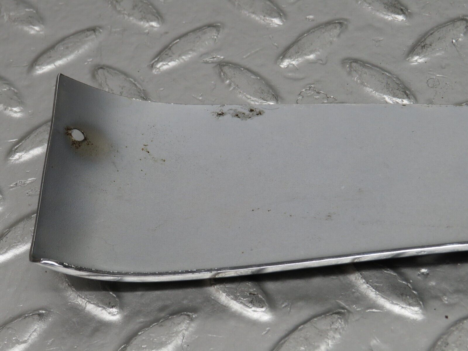 0736 Mercedes-Benz C107 350SLC Coupe Door Chrome Cover Left Side