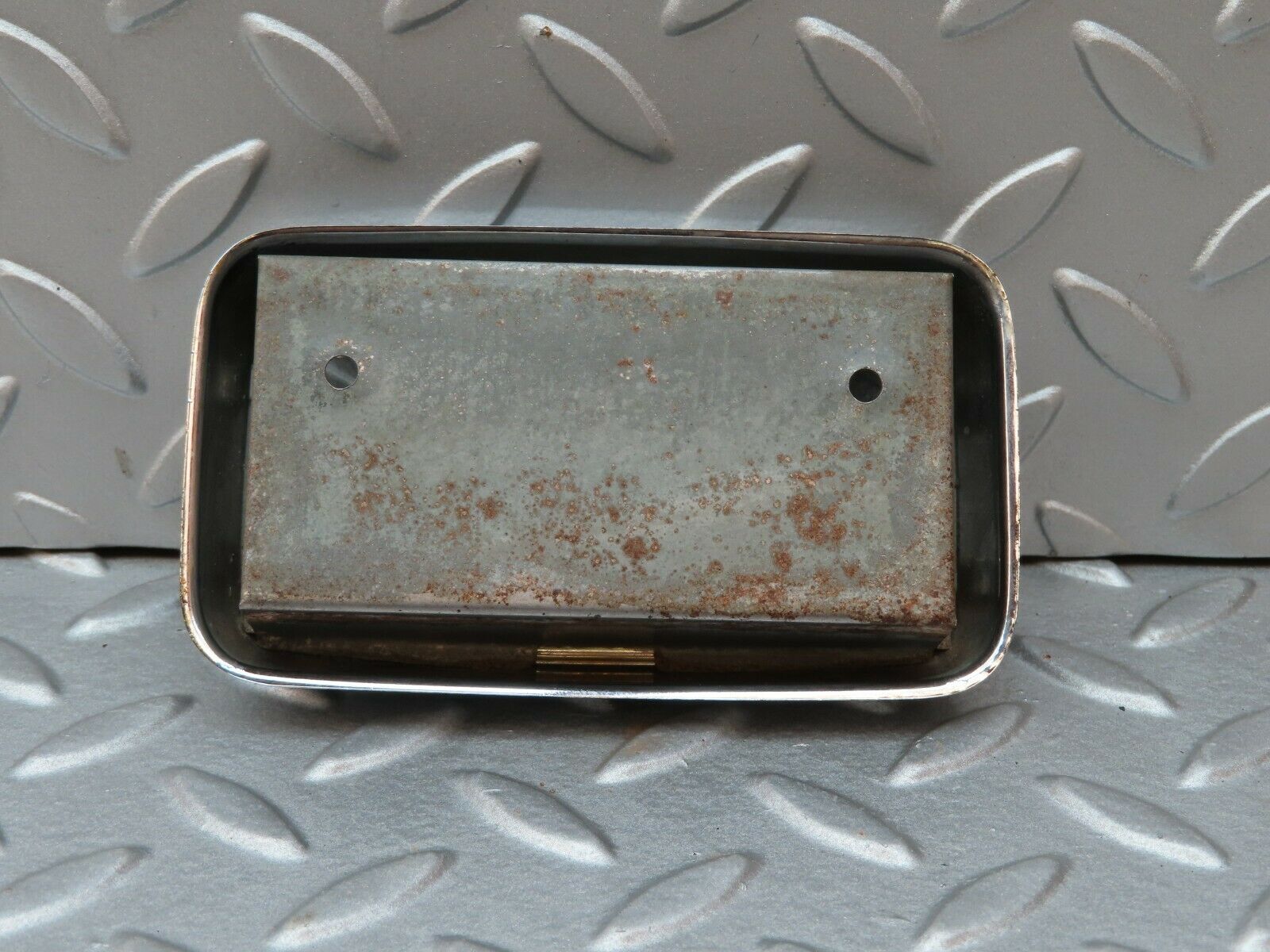 4752 Mercedes-Benz W114 280CE Coupe Door Card Ashtray Frame