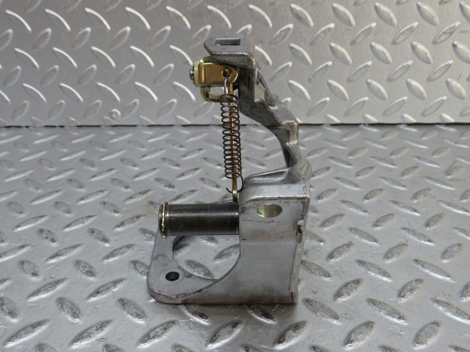 27708 Mercedes-Benz S124 300TE Wagon Brake Pedal Bracket 1242900919