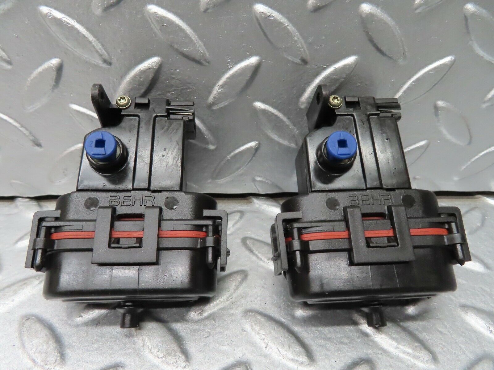 20189 Mercedes-Benz R129 300SL Coupe Heater Box Vacuum Actuator 2pcs