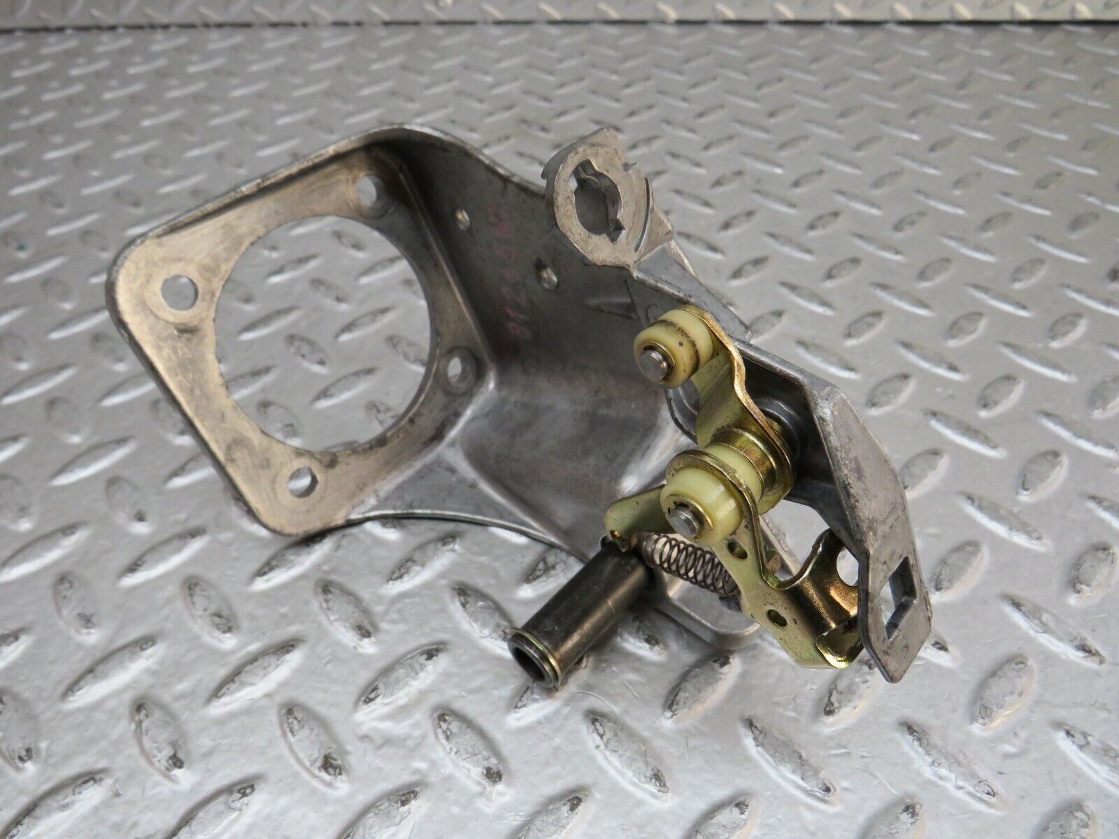 27708 Mercedes-Benz S124 300TE Wagon Brake Pedal Bracket 1242900919