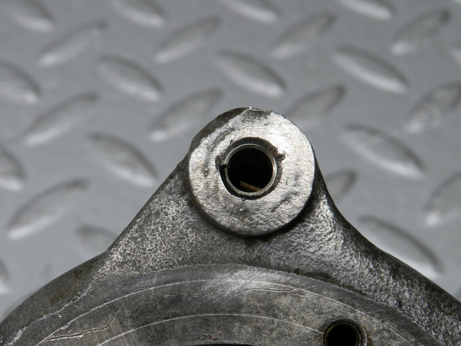 35910 Mercedes-Benz 240D OM616.912 Water Pump Housing 1212010601