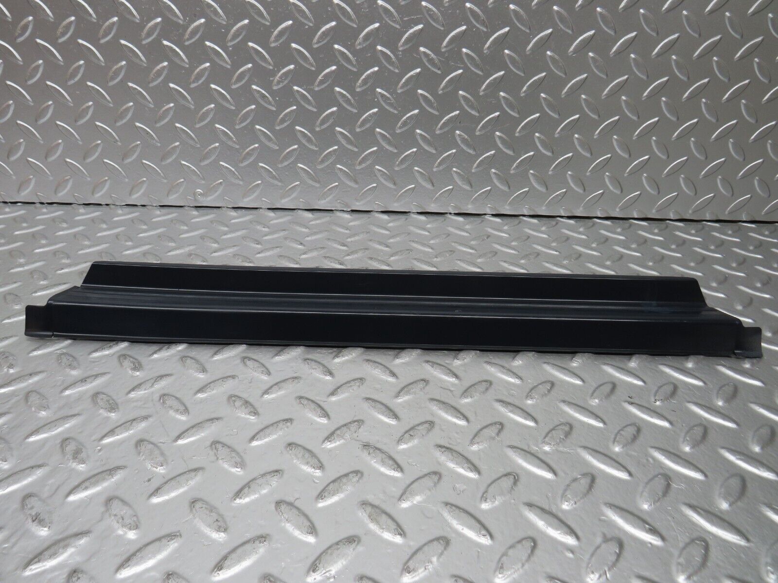 25165 Mercedes-Benz W201 190D Rear Left Door Sill Blue