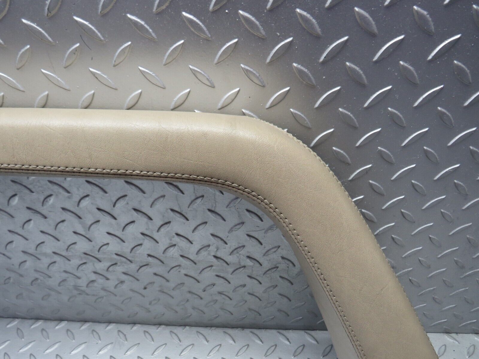 38618 Mercedes-Benz R129 280SL Coupe Roll Over Bar Beige