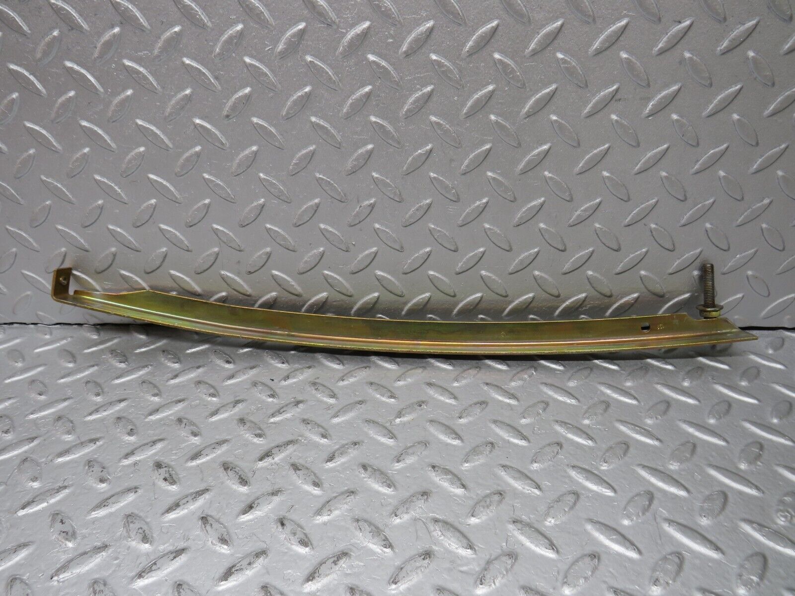 36864 Mercedes-Benz C126 420SEC Coupe Right Door Window Channel