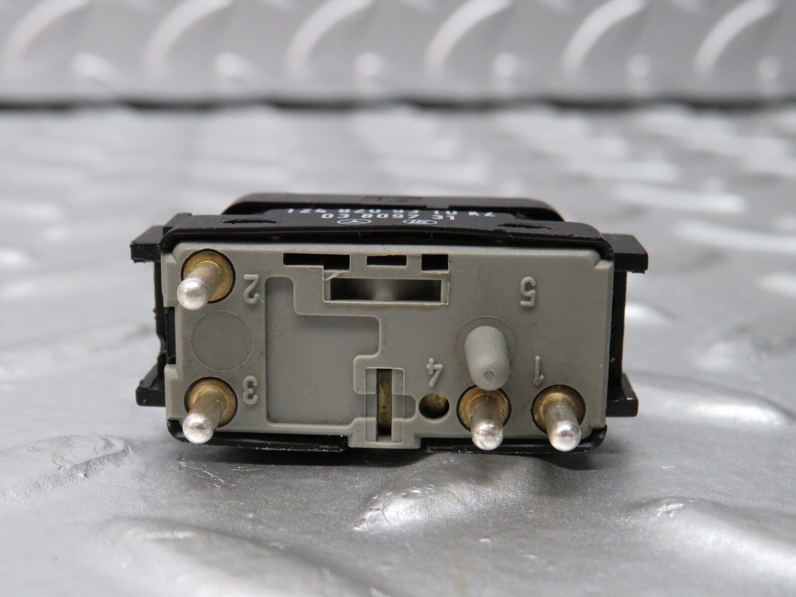 31229 Mercedes-Benz S124 220TE Electric Window Switch Left Side 1248209310