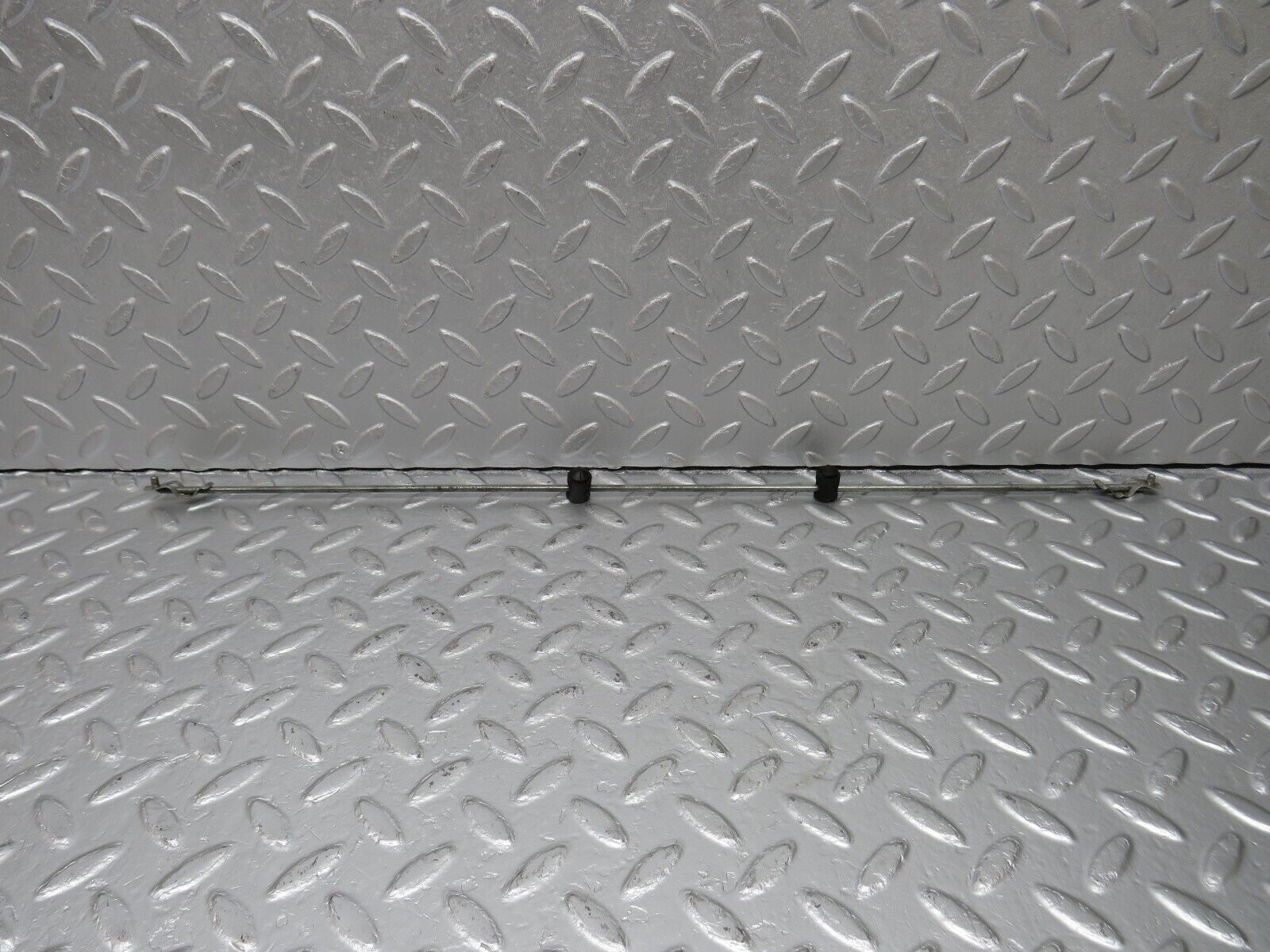 40457 Mercedes-Benz W110 230 Front Door Lock Control Bar