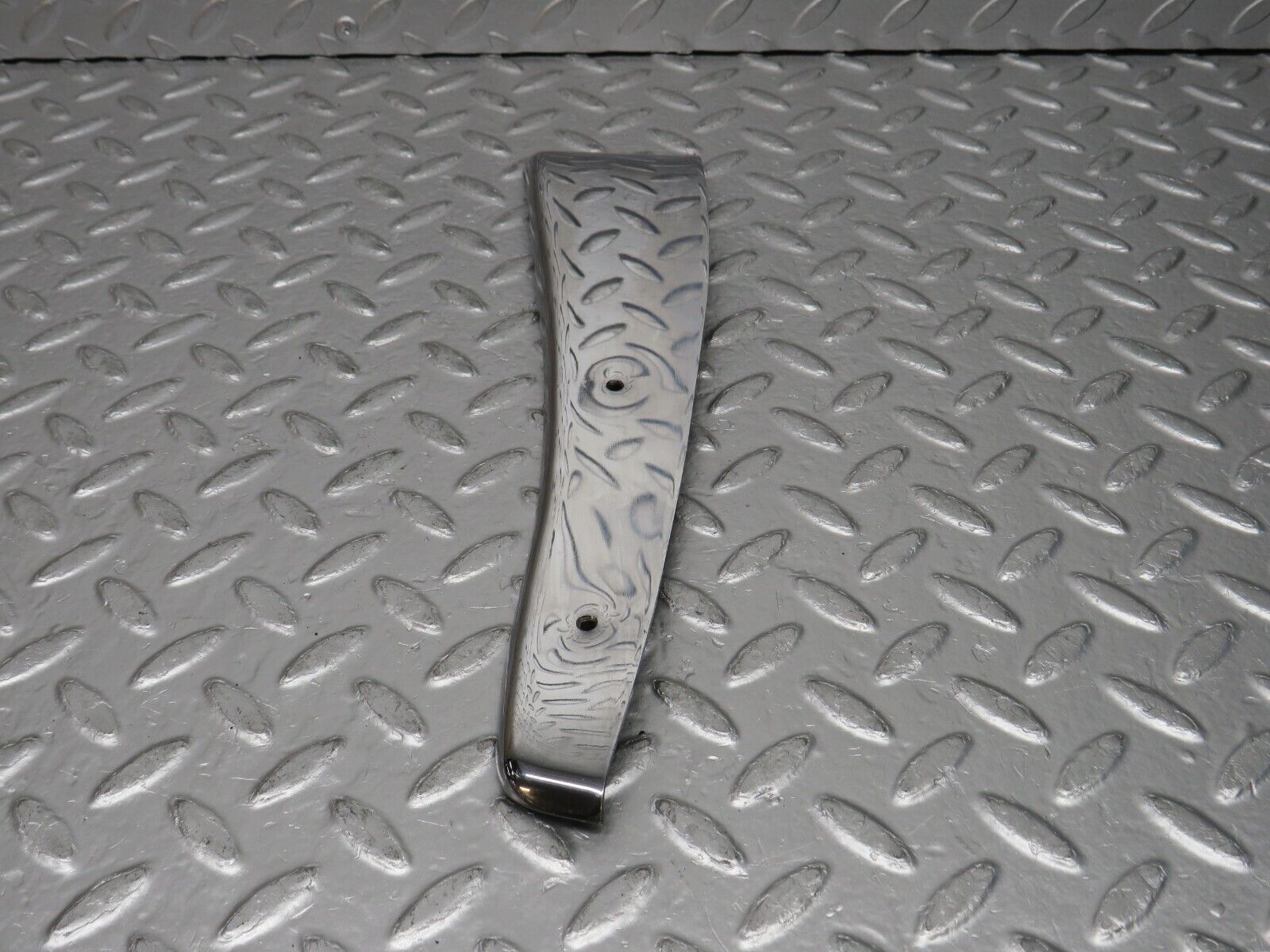 0737 Mercedes-Benz C107 350SLC Coupe Door Chrome Cover Right Side