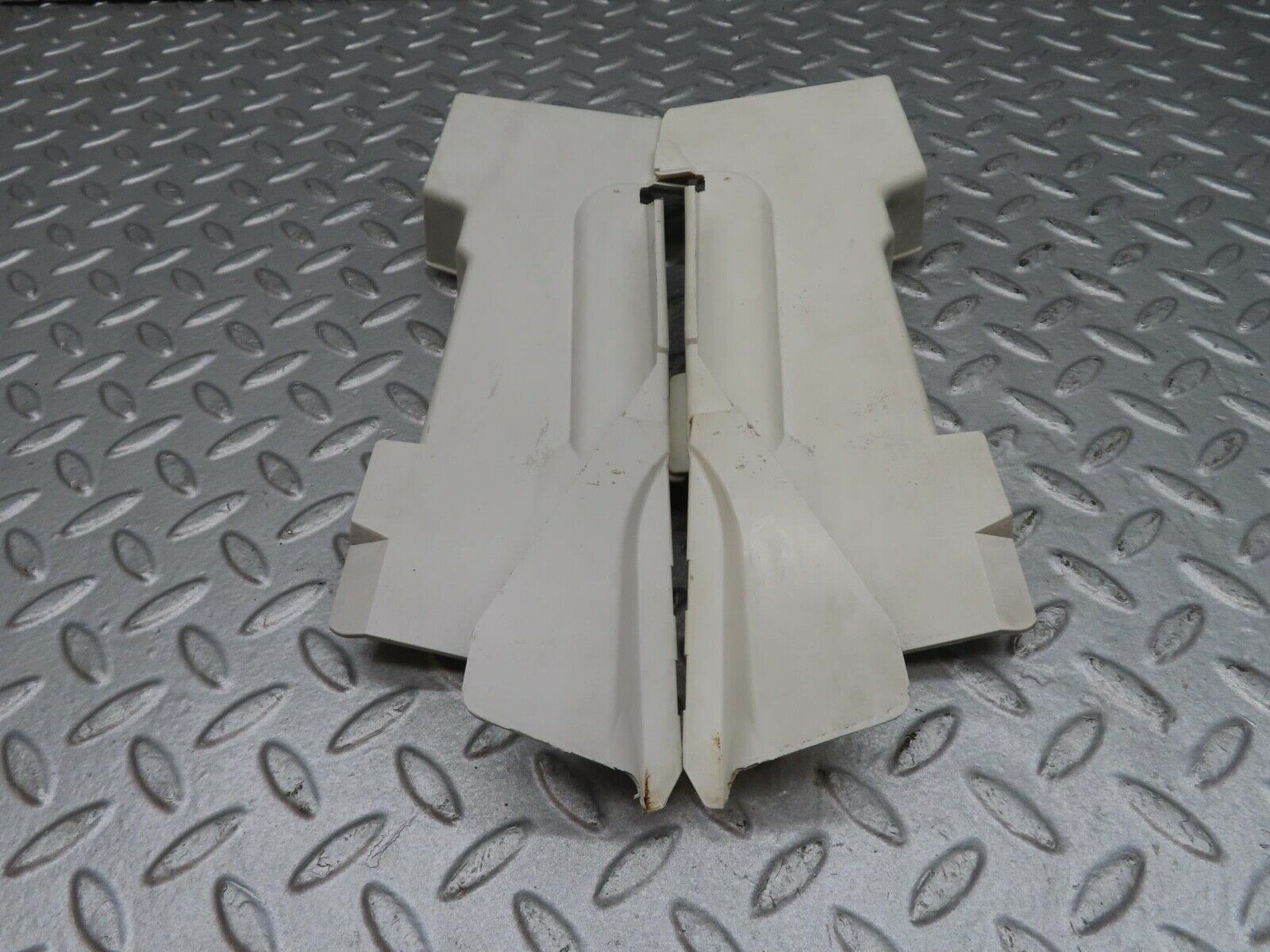 16220 Mercedes-Benz W124 260E Front Door Lock Cover Pair 1247231808 1247231708