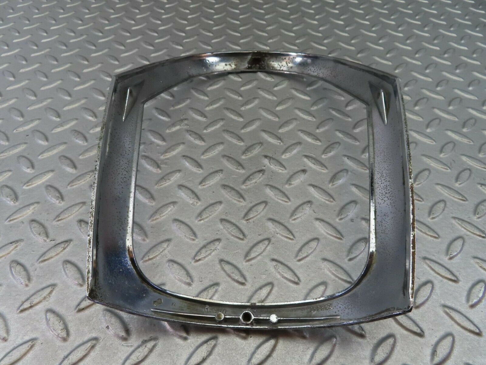 8120 Mercedes-Benz W108 Headlight Chrome Frame 1305542029