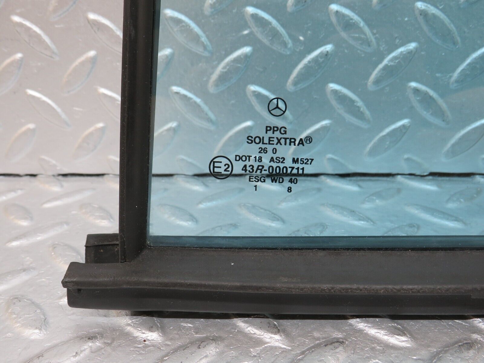 35061 Mercedes-Benz W210 320E Rear Left Quarter Window Glass 2107340124