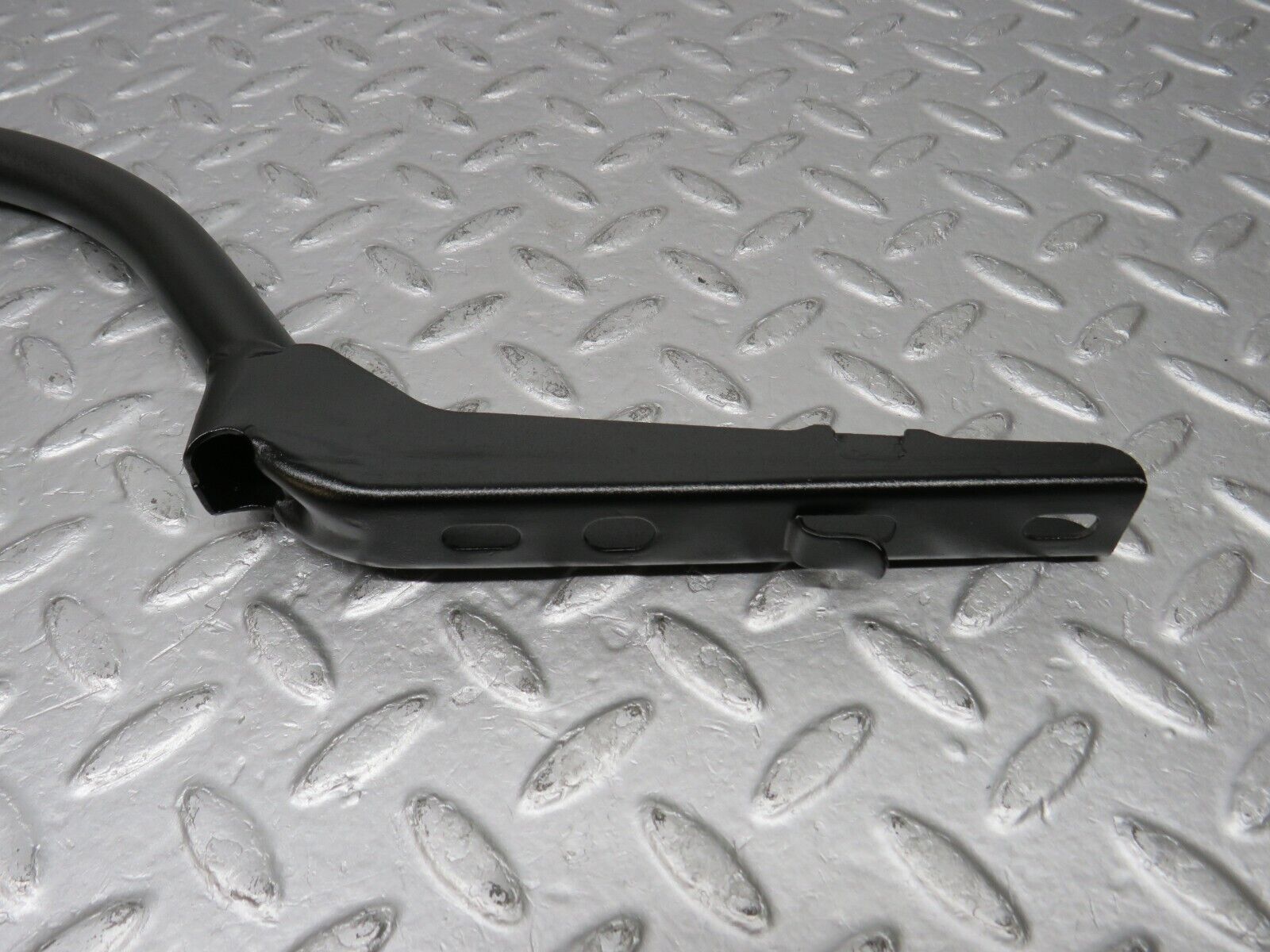 38977 Mercedes-Benz W201 190E 2.6L Trunk Lid Hinge Right Side