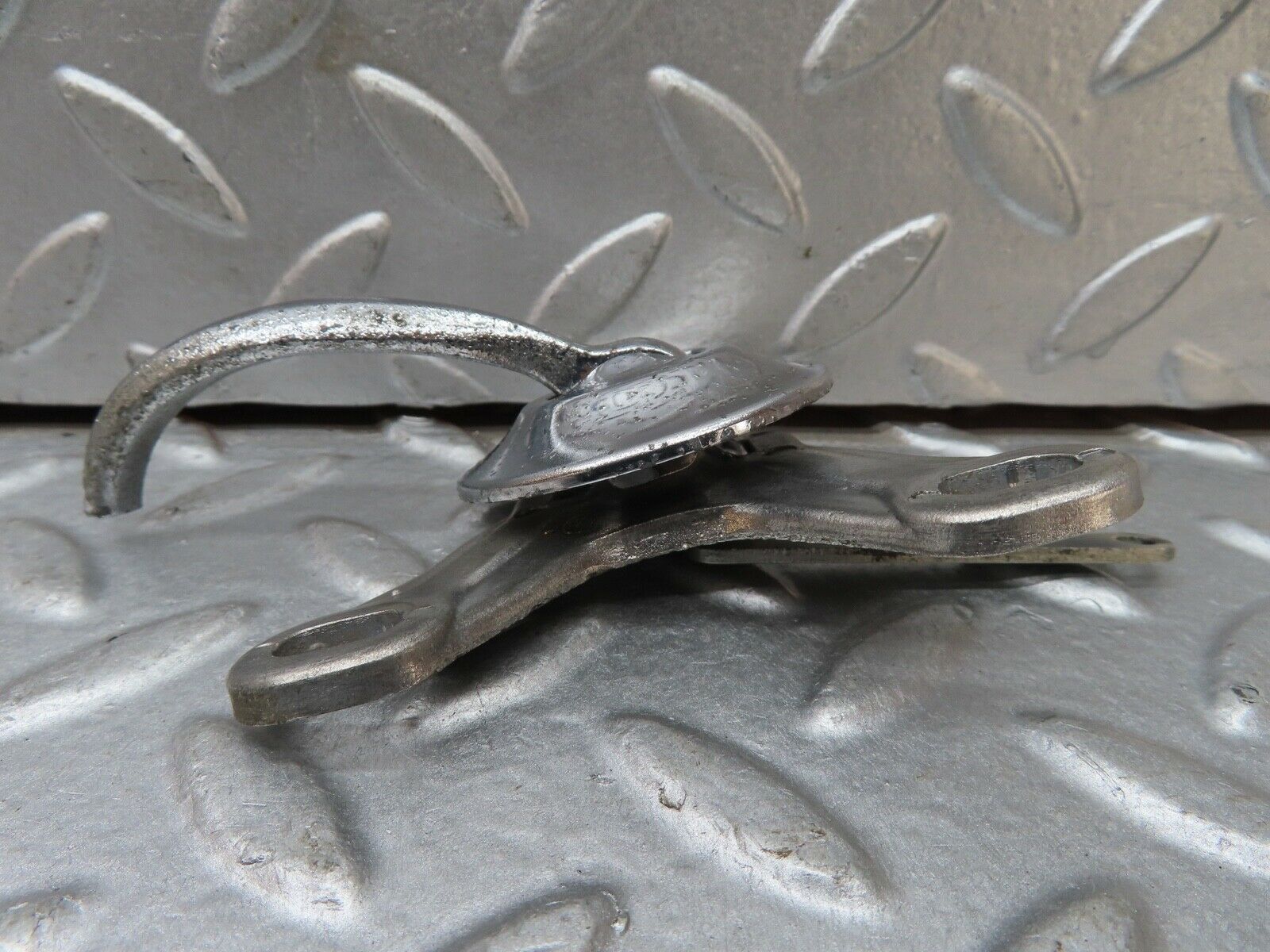 18584 Mercedes-Benz W120 W121 Ponton Left Interior Chrome Door Handle