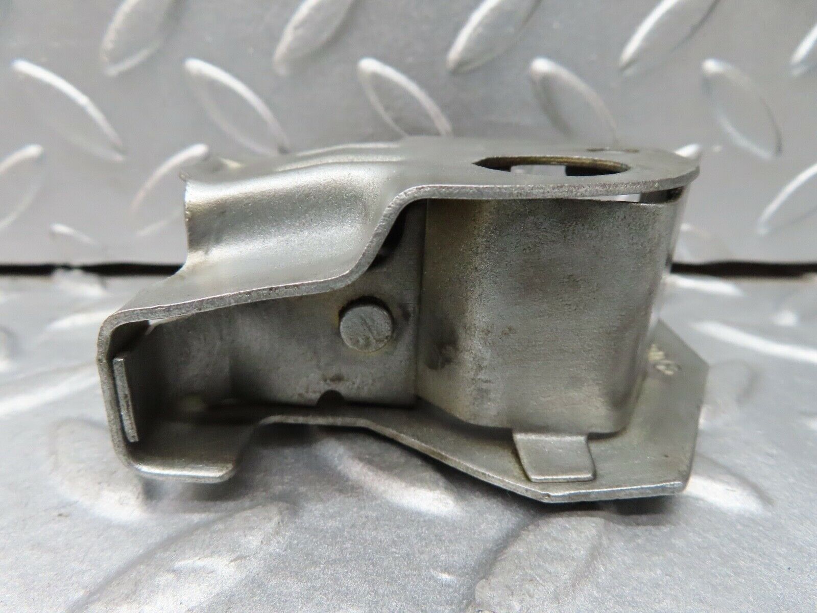 17009 Mercedes-Benz C123 280CE Coupe Trunk Lock 0007500185