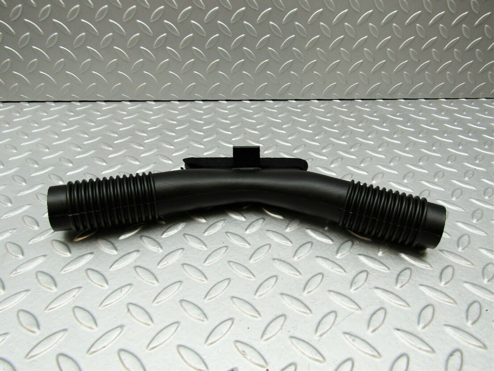 3372 Mercedes-Benz W108 280SE Heater Air Duct Vent Centre