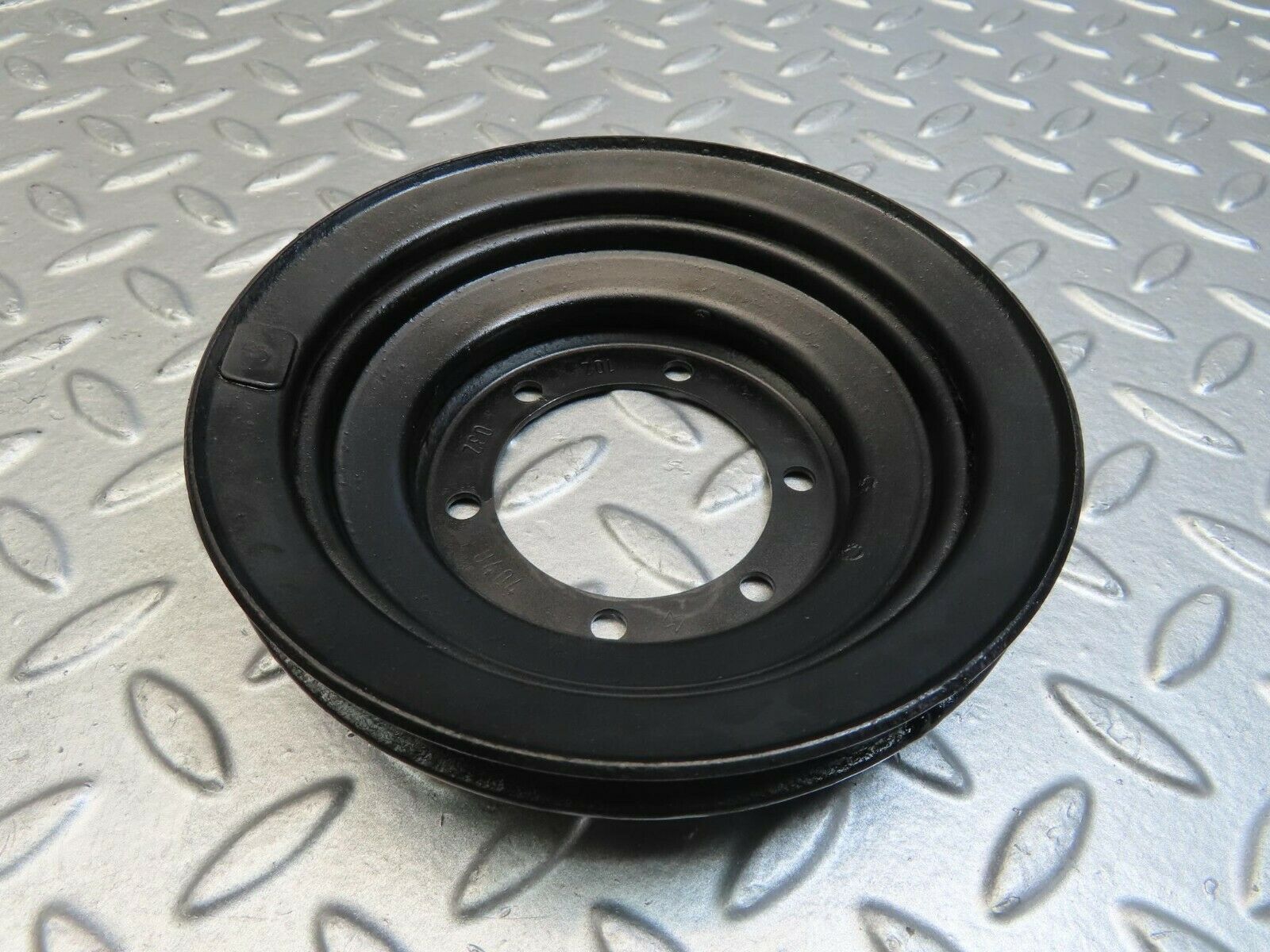 11525 Mercedes-Benz C123 230CE Coupe Crankshaft Pulley 1020320404