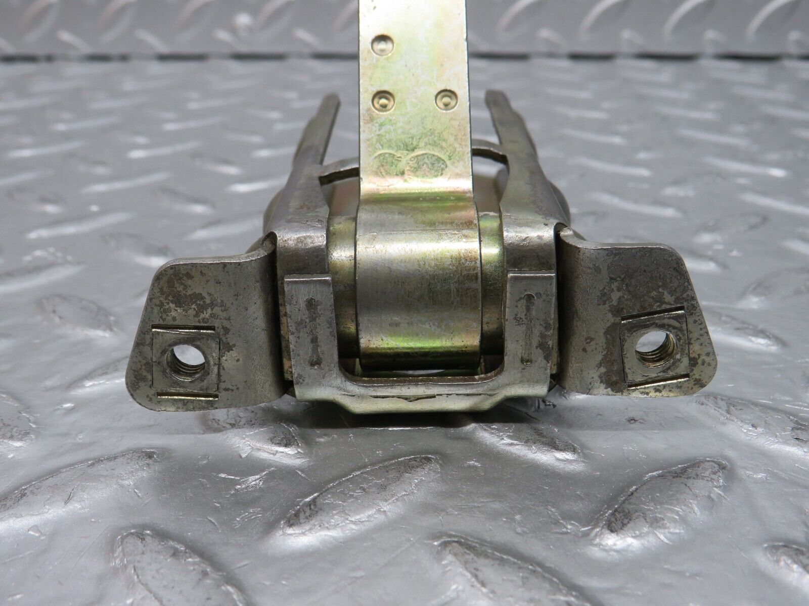 32439 Mercedes-Benz S124 300TE Wagon Door Safety Check Strap