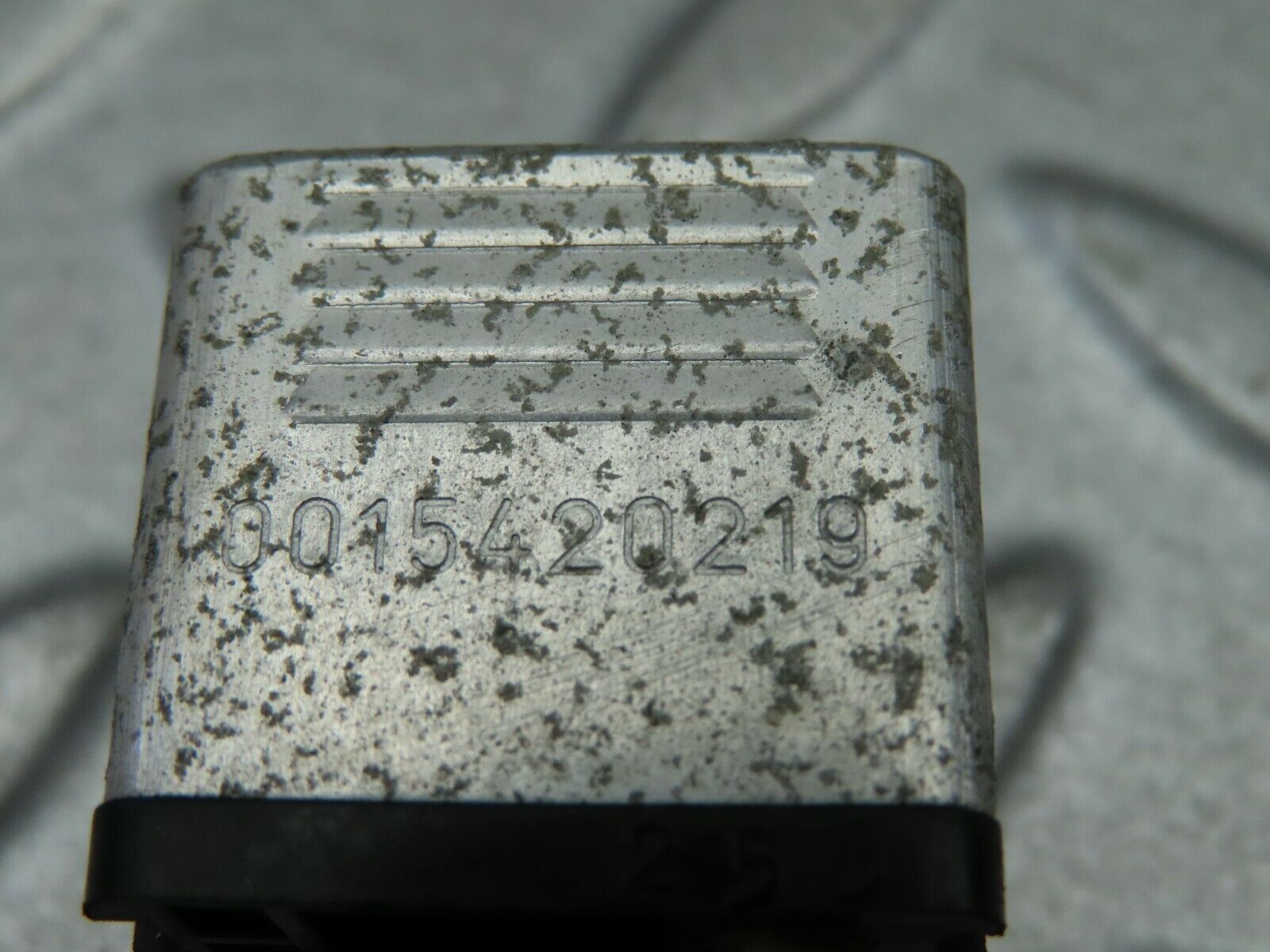 5768 Mercedes-Benz W123 200 Multi Purpose Relay 0015420219