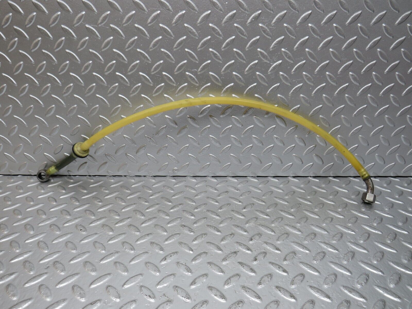 31086 Mercedes-Benz W123 200D Brake Servo Vacuum Pipe