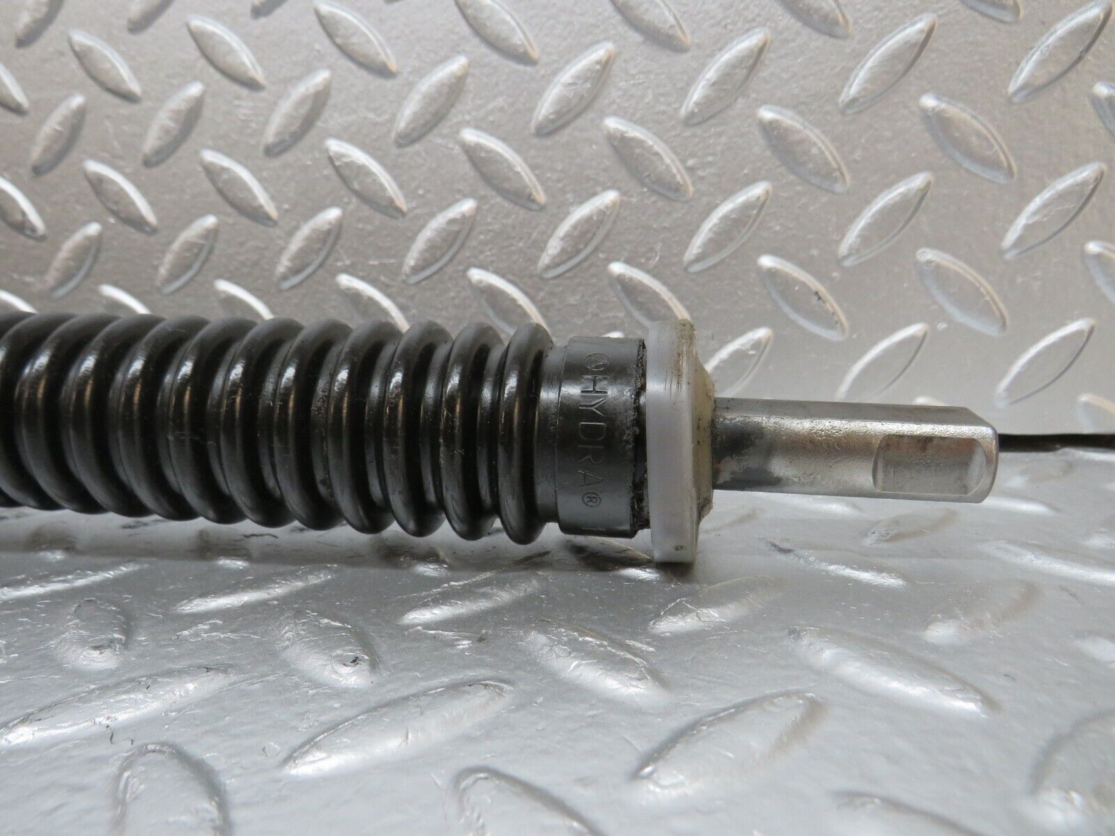 31430 Mercedes-Benz S124 220TE Wagon Steering Column