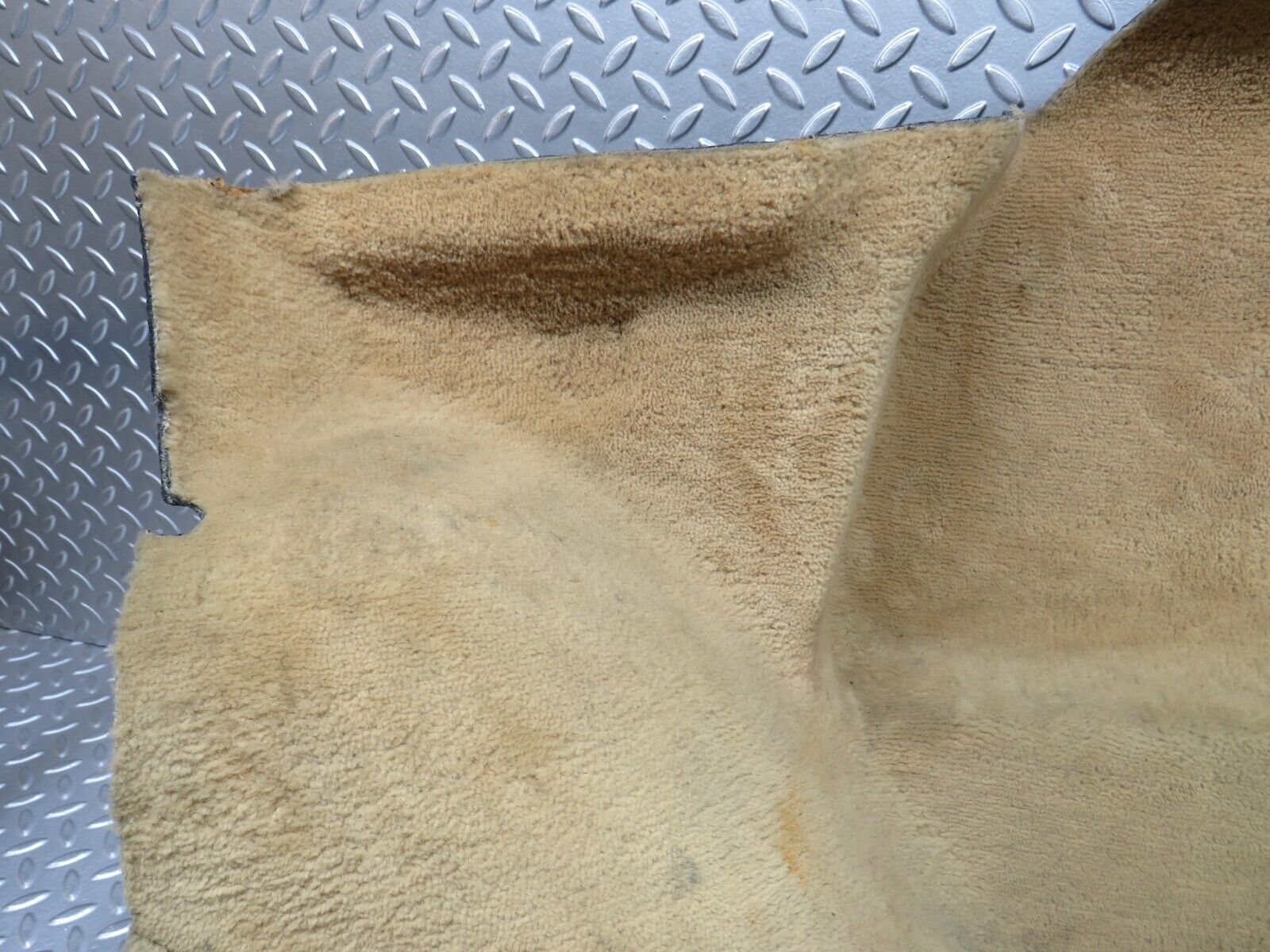 34384 Mercedes-Benz C126 380SEC Coupe Trunk Boot Cover Panel Right 1266930833