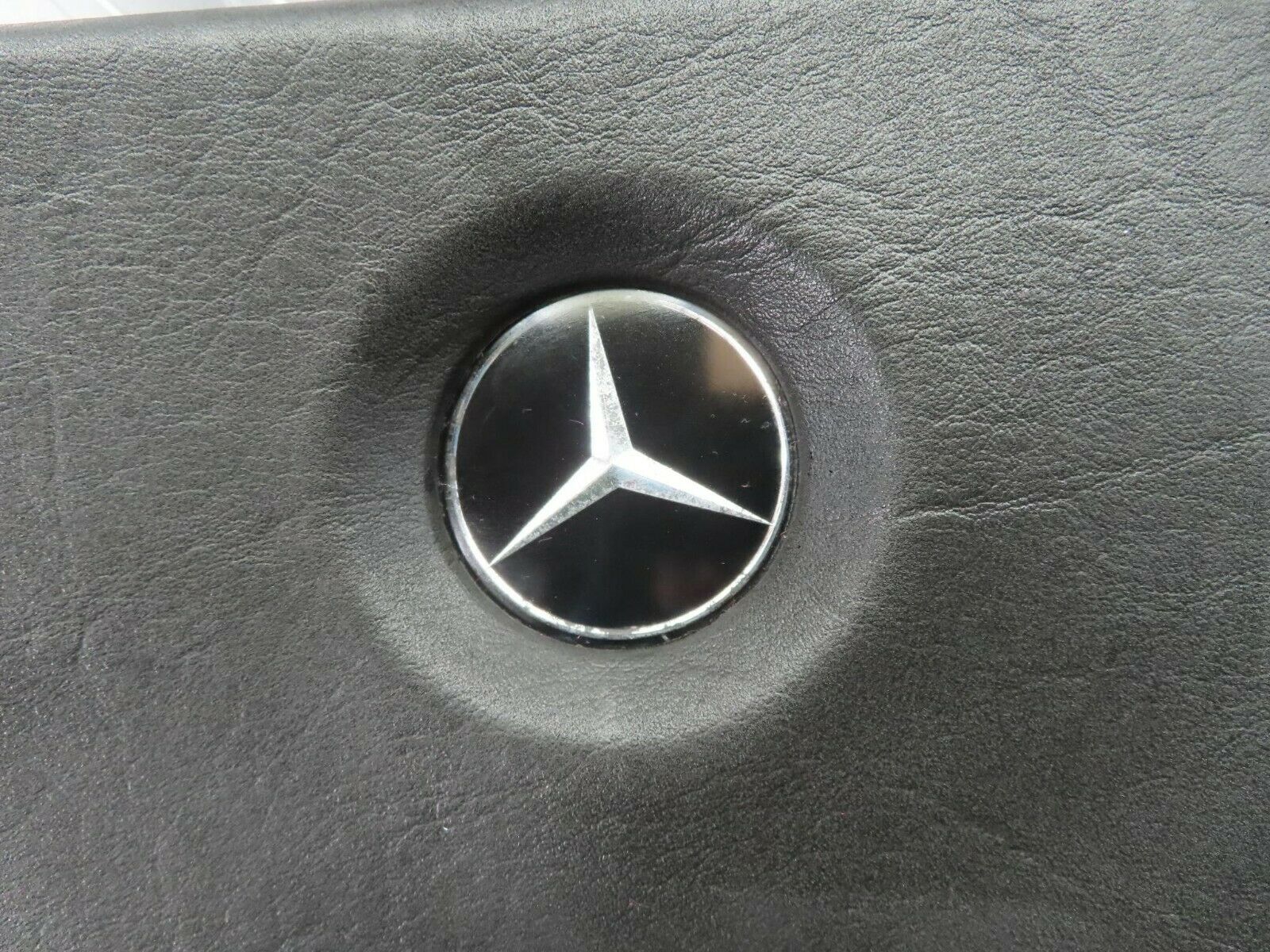9918 Mercedes-Benz C123 230CE Coupe Steering Wheel 1264640017