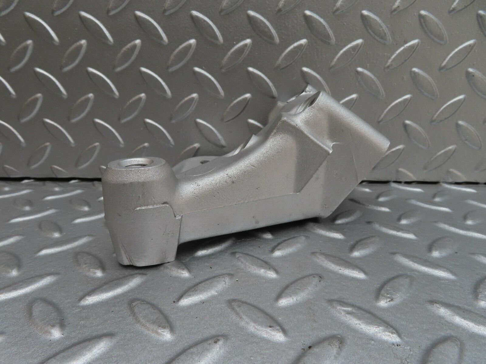 14364 Mercedes-Benz W116 350SE Engine Mount Bracket Left Side 1162232904