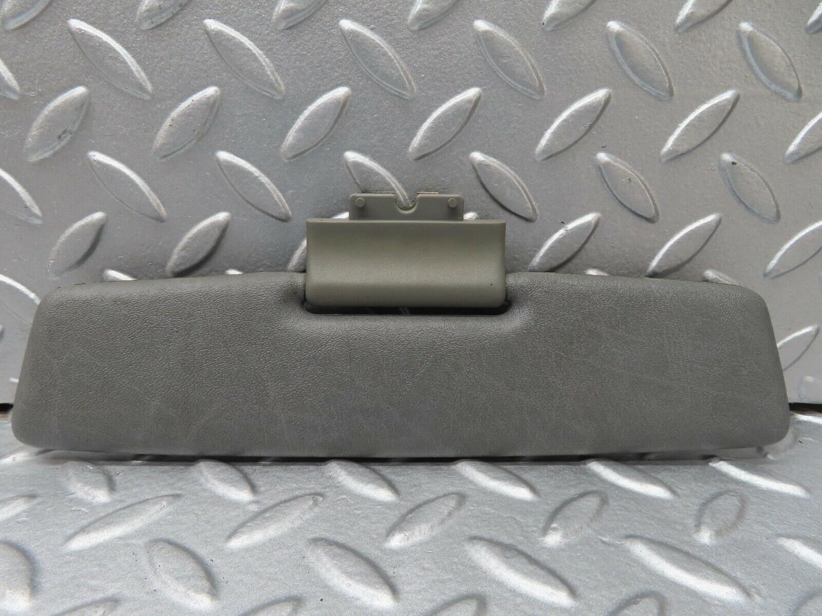 16491 Mercedes-Benz W124 260E Middle Sun Visor Grey