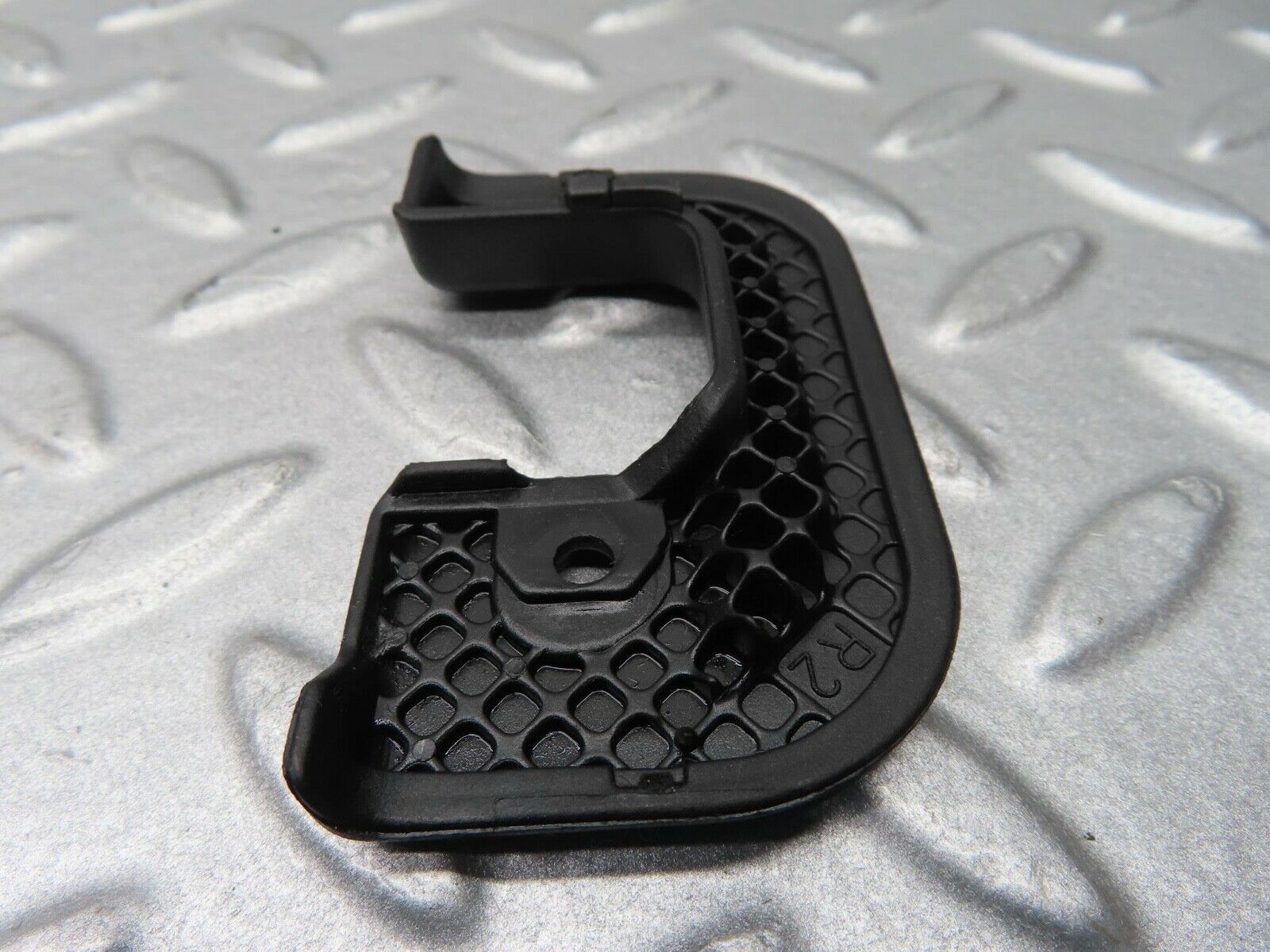 14594 Mercedes-Benz W201 190E Right Door Lock Cover