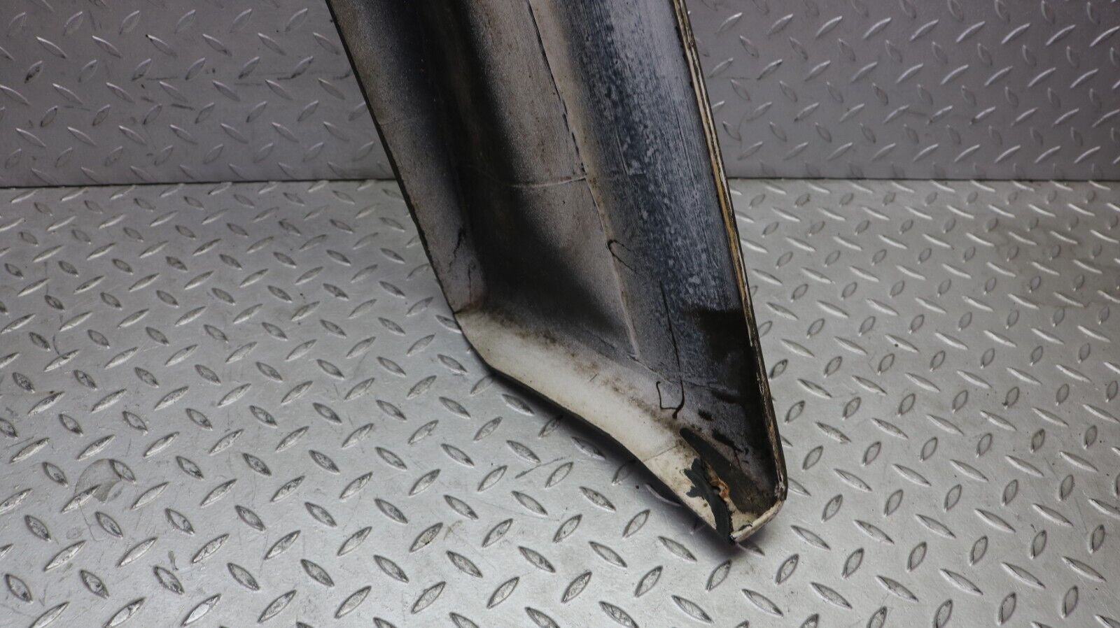 37255 Mercedes-Benz C126 420SEC Coupe Rear Bumper