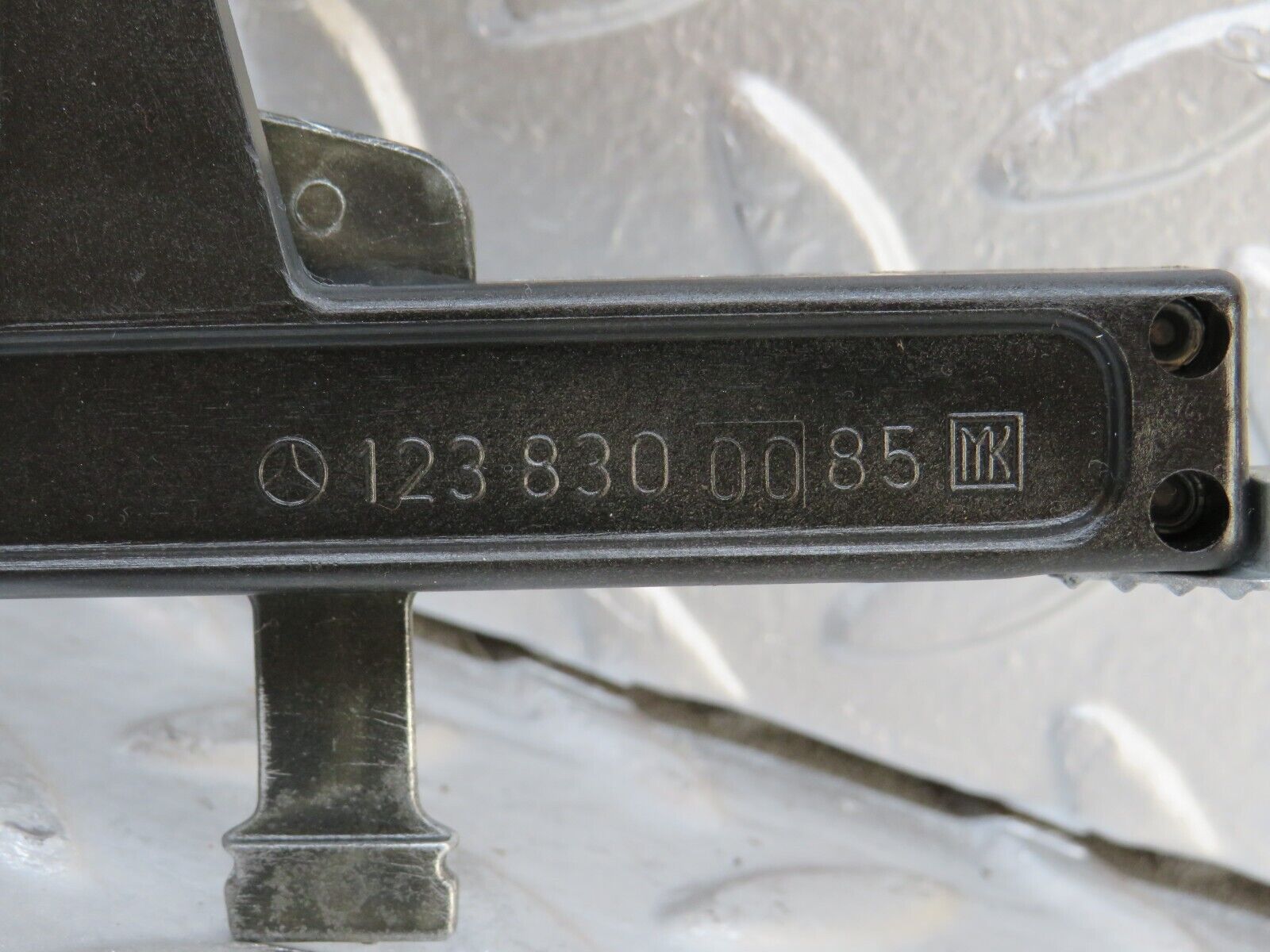 26918 Mercedes-Benz W123 240D Heater Control Switch 1238300085