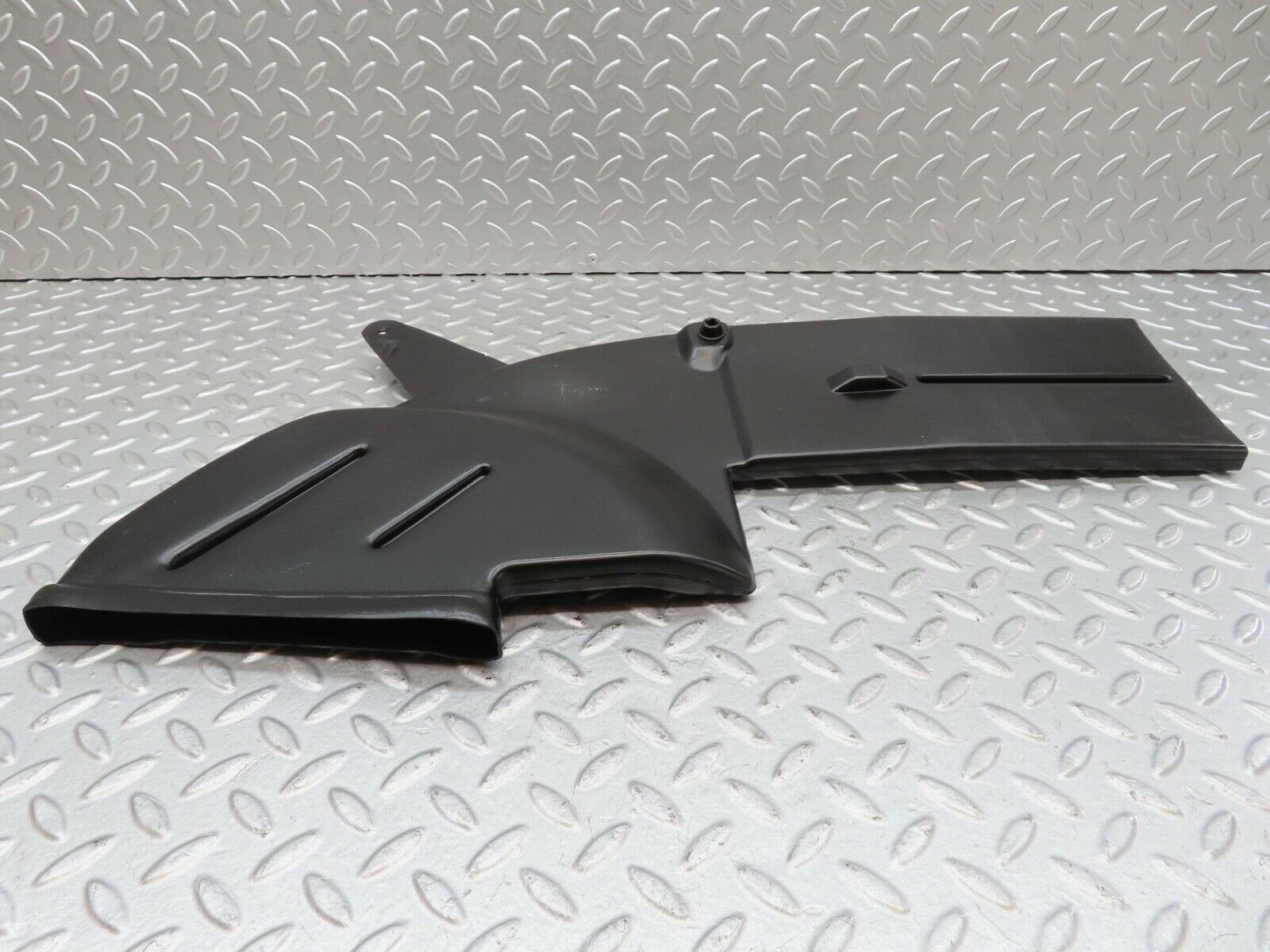 14685 Mercedes-Benz W201 190E Air Duct Heater Ventilation Right Side