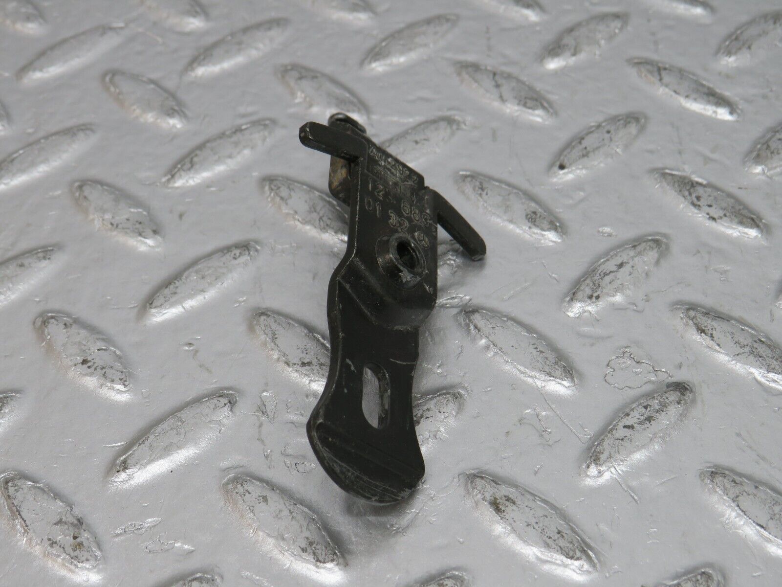 32293 Mercedes-Benz W123 230E Glove Box Lock Latch 1236890132