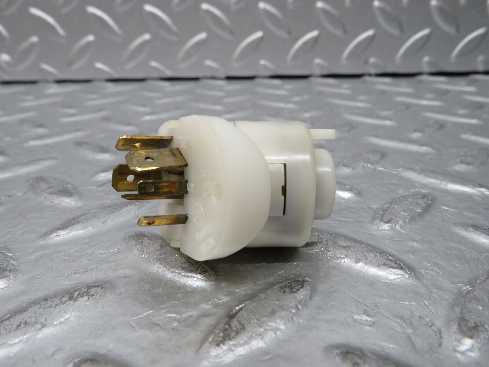 30053 Porsche 924 Ignition Switch