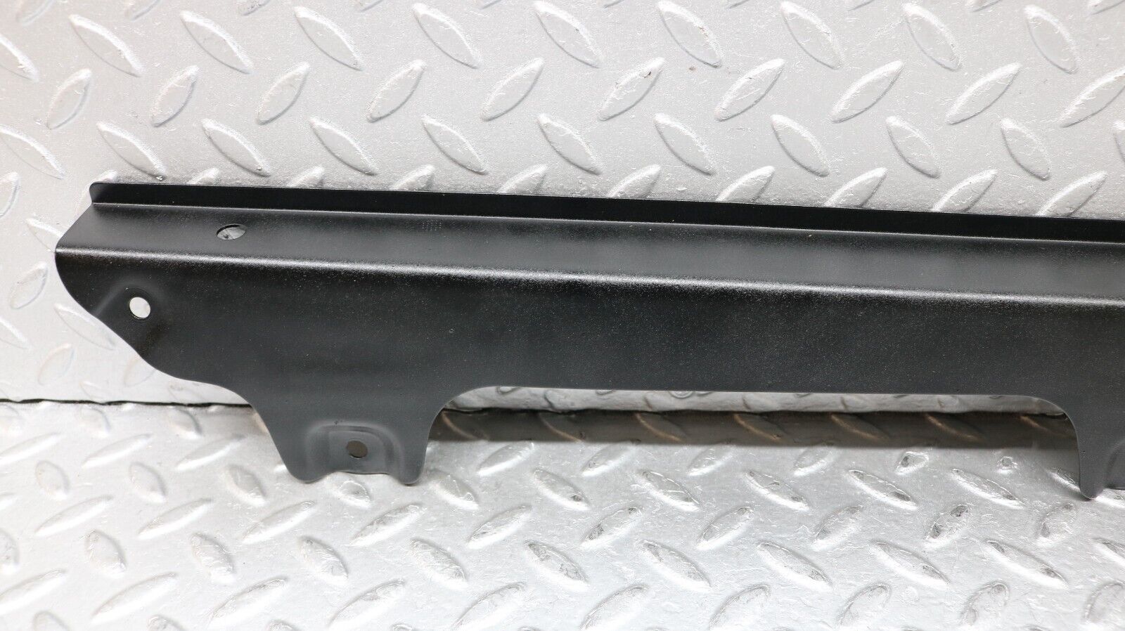 37230 Mercedes-Benz C126 420SEC Coupe Rear Window Channel Support Left Side