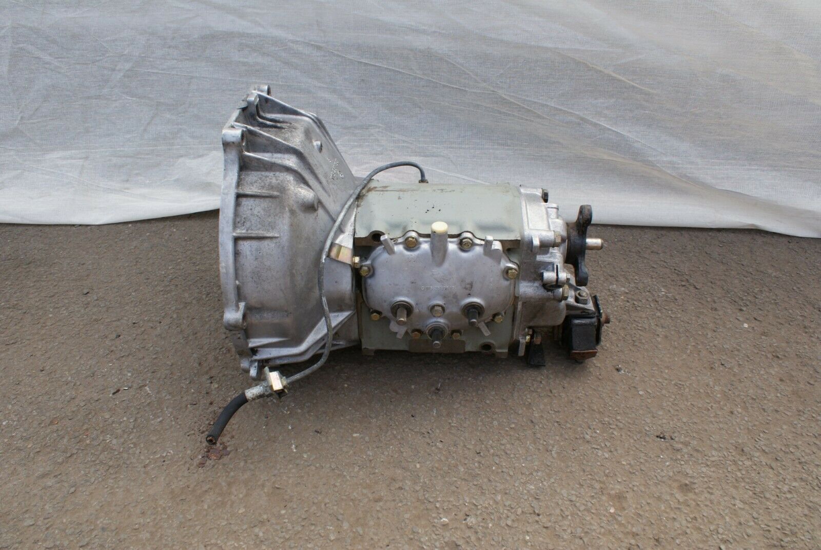 3060 Mercedes-Benz W115 220D Gearbox Manual 4 Speed 1152511001