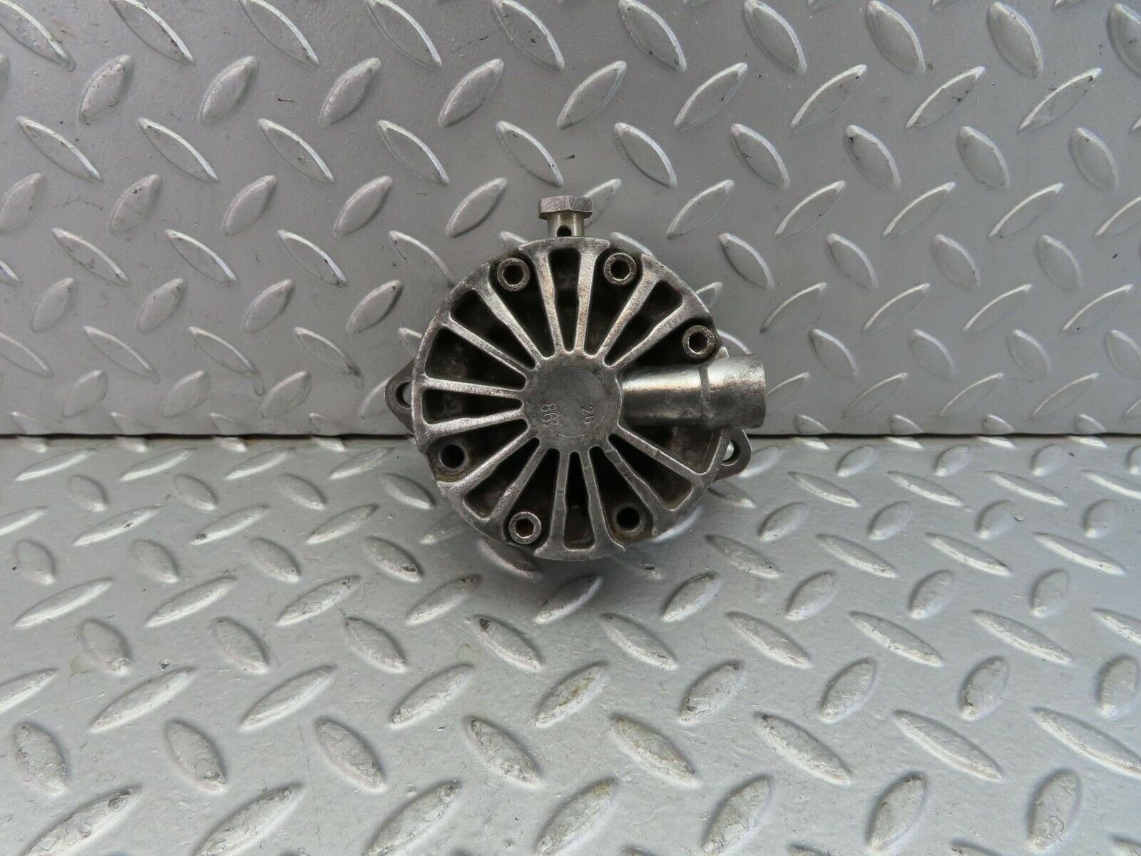 9551 Mercedes-Benz C123 280CE Coupe Hydraulic Suspension Pump 1022360245